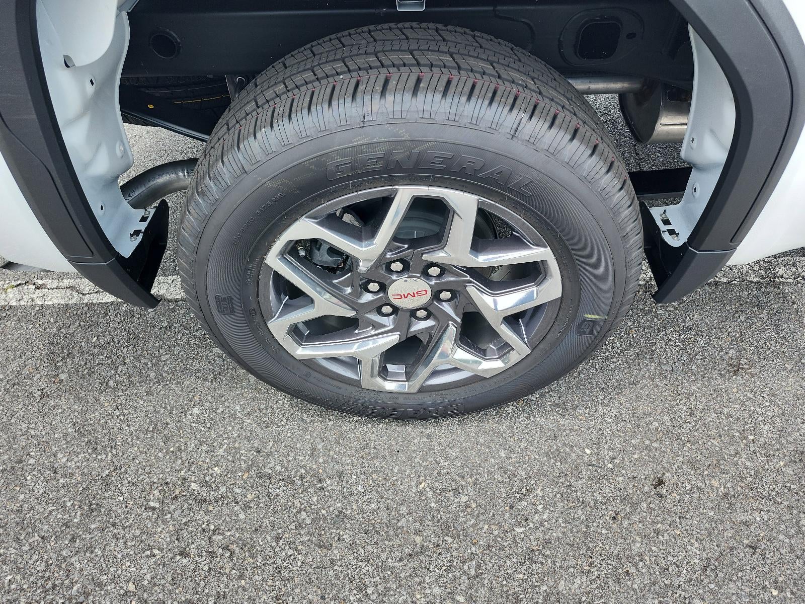 2026 GMC Sierra 1500 Crew Cab Short Box 4-Wheel Drive SLE