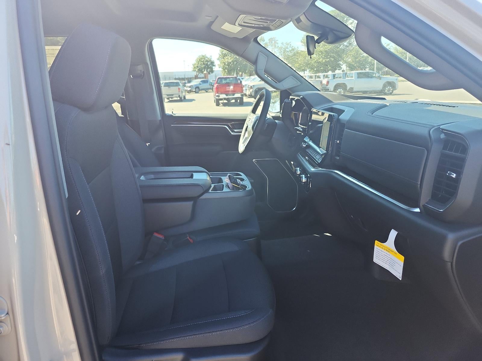 2026 GMC Sierra 1500 Crew Cab Short Box 4-Wheel Drive SLE