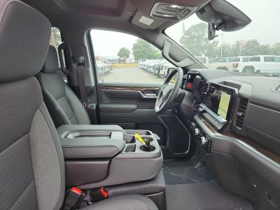 2026 GMC Sierra 1500 Crew Cab Short Box 4-Wheel Drive SLE