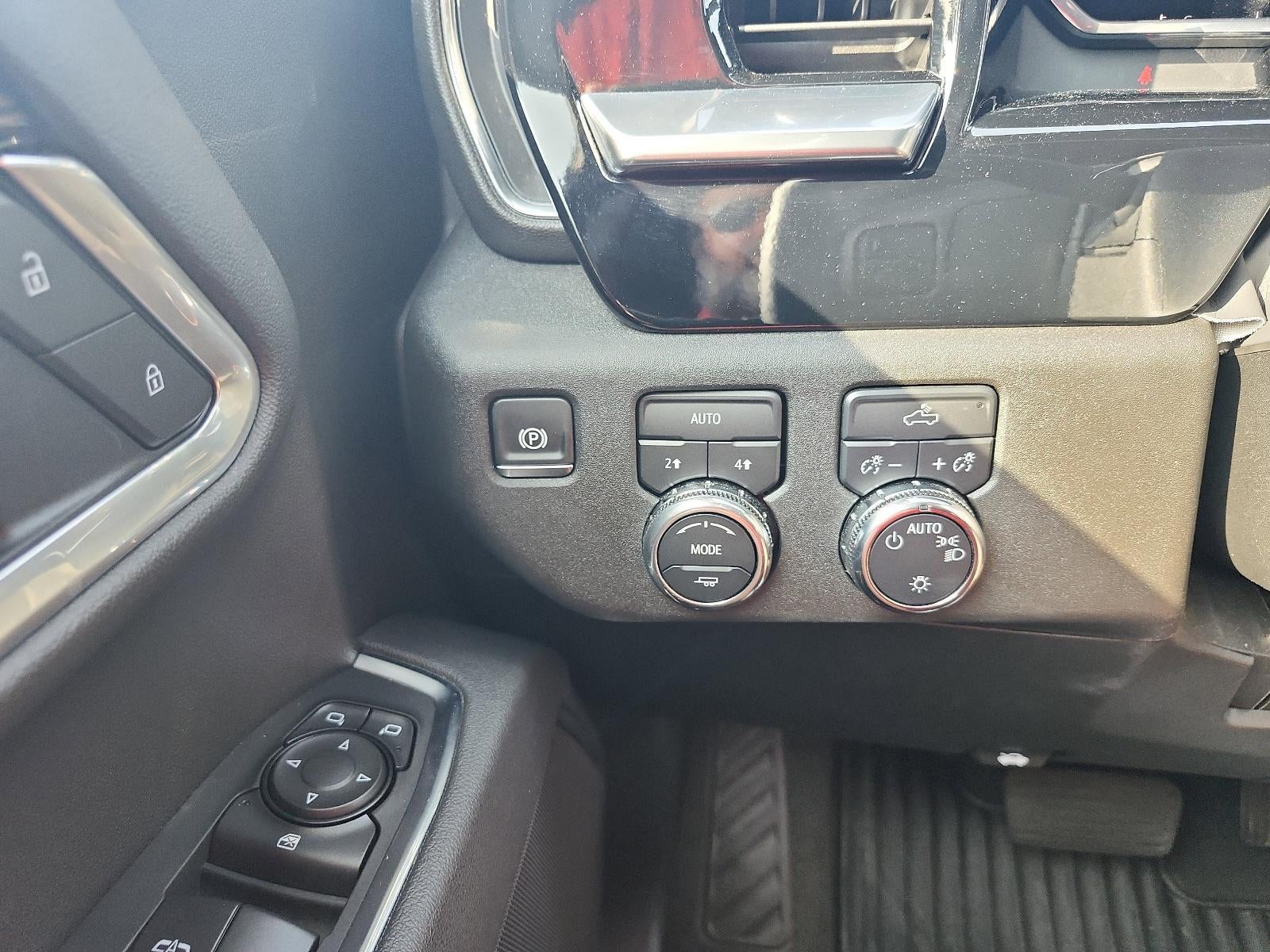 2026 GMC Sierra 1500 Crew Cab Short Box 4-Wheel Drive SLE