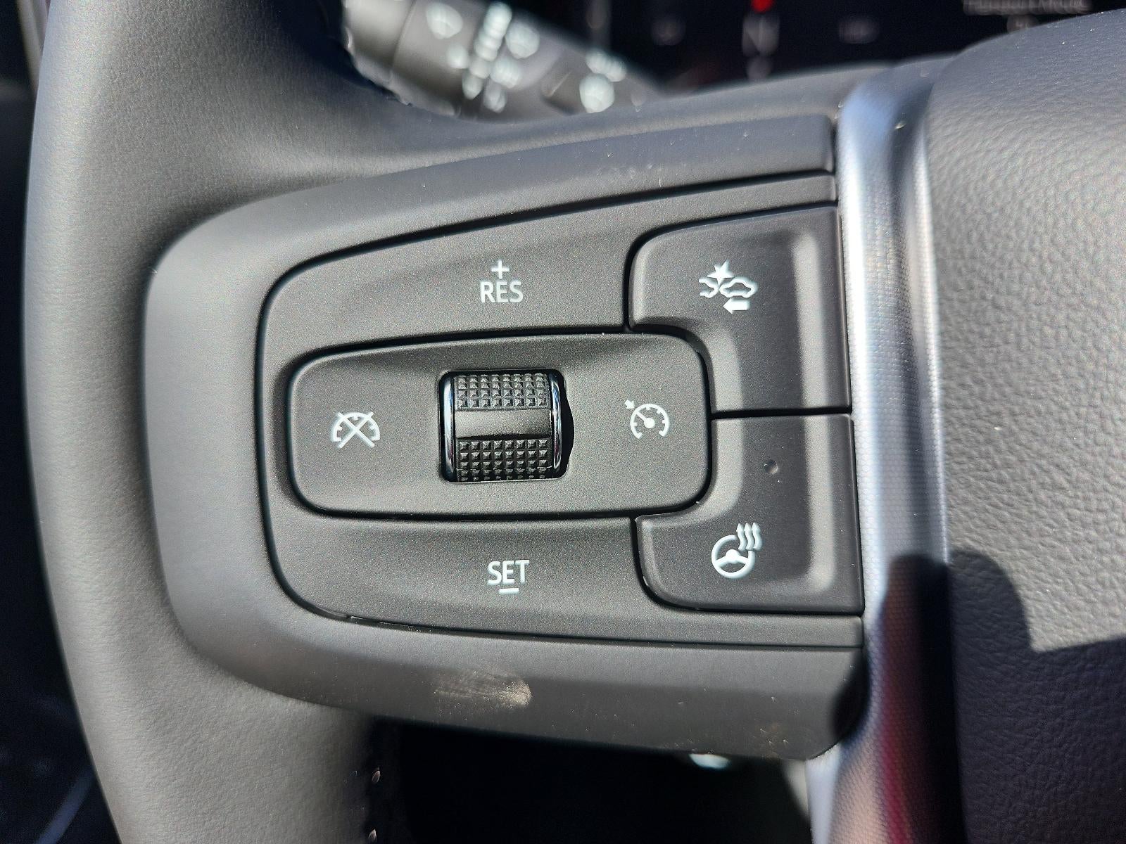 2026 GMC Sierra 1500 Crew Cab Short Box 4-Wheel Drive SLE