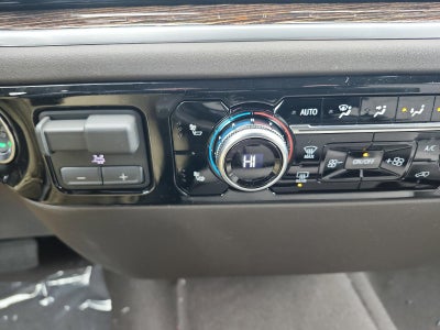 2026 GMC Sierra 1500 Crew Cab Short Box 4-Wheel Drive SLE