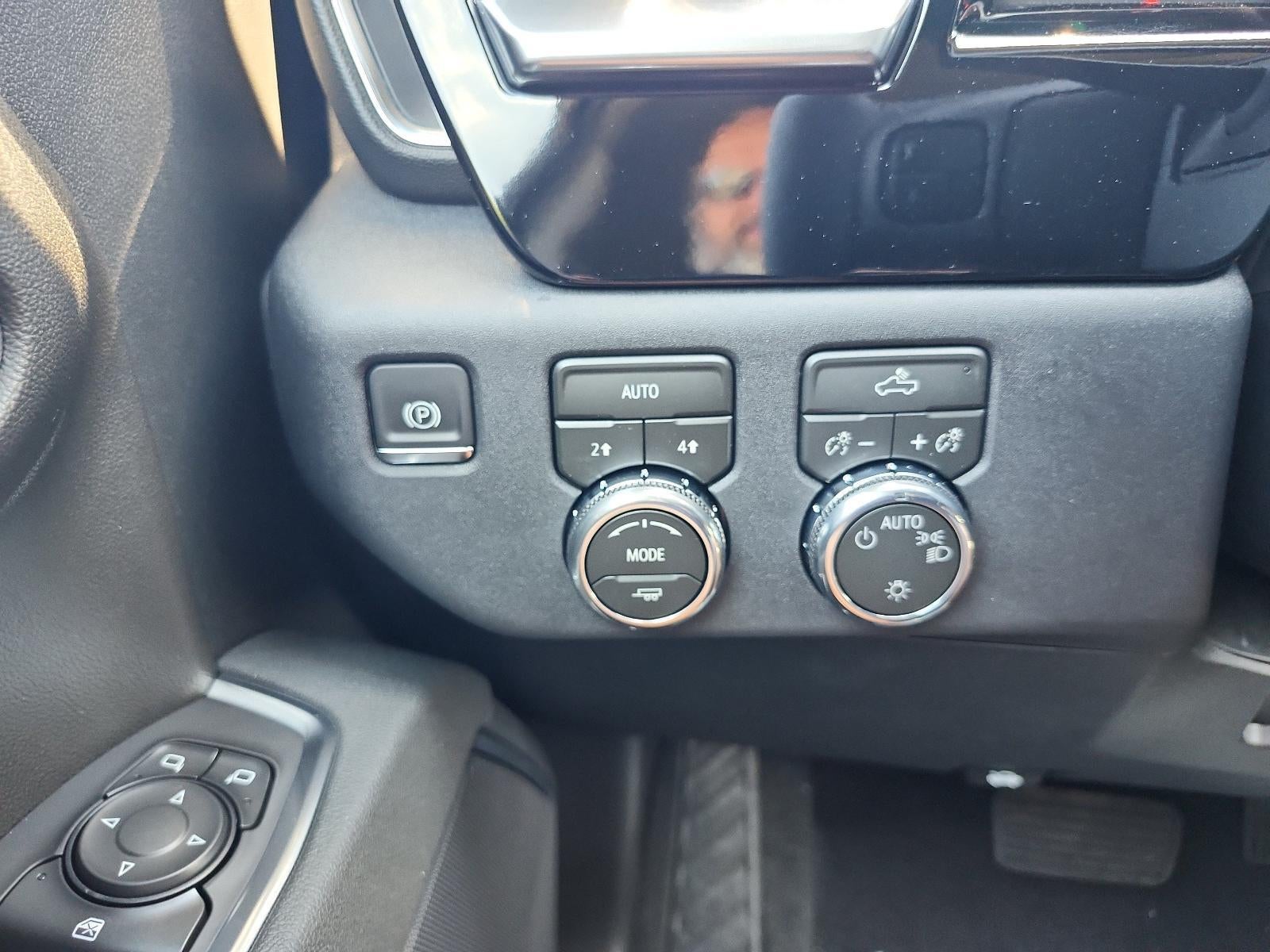 2026 GMC Sierra 1500 Crew Cab Short Box 4-Wheel Drive SLE