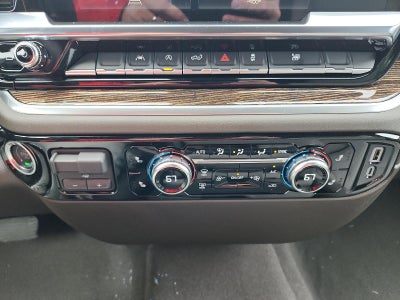 2026 GMC Sierra 1500 Crew Cab Short Box 4-Wheel Drive SLE