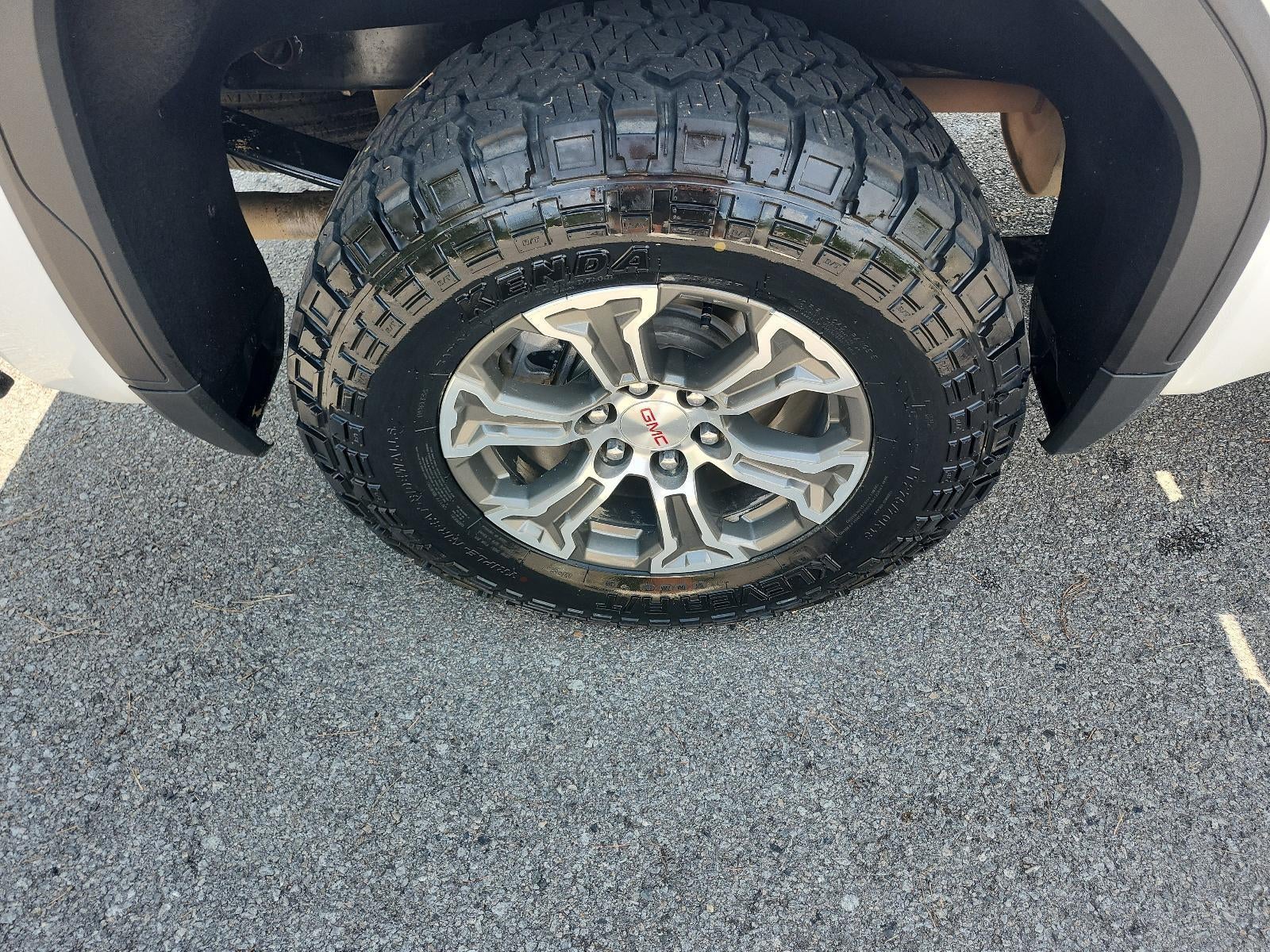 2024 GMC Sierra 1500 SLE