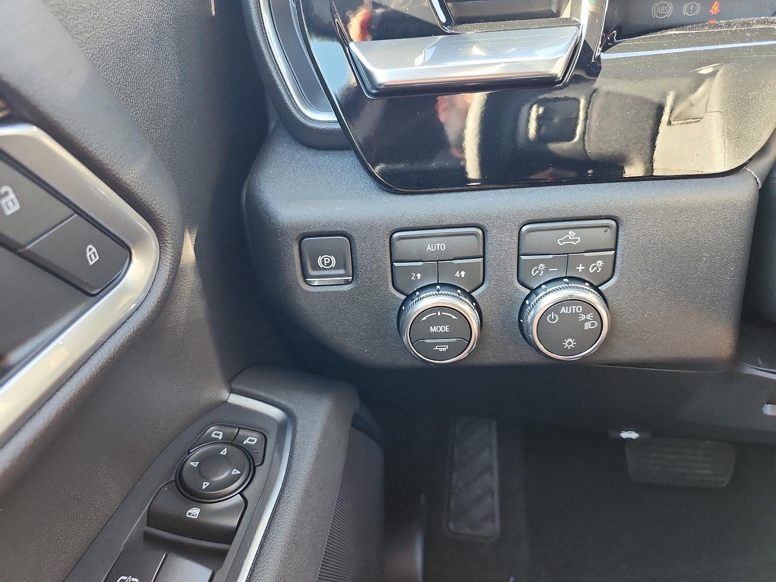 2026 GMC Sierra 1500 Crew Cab Short Box 4-Wheel Drive SLE