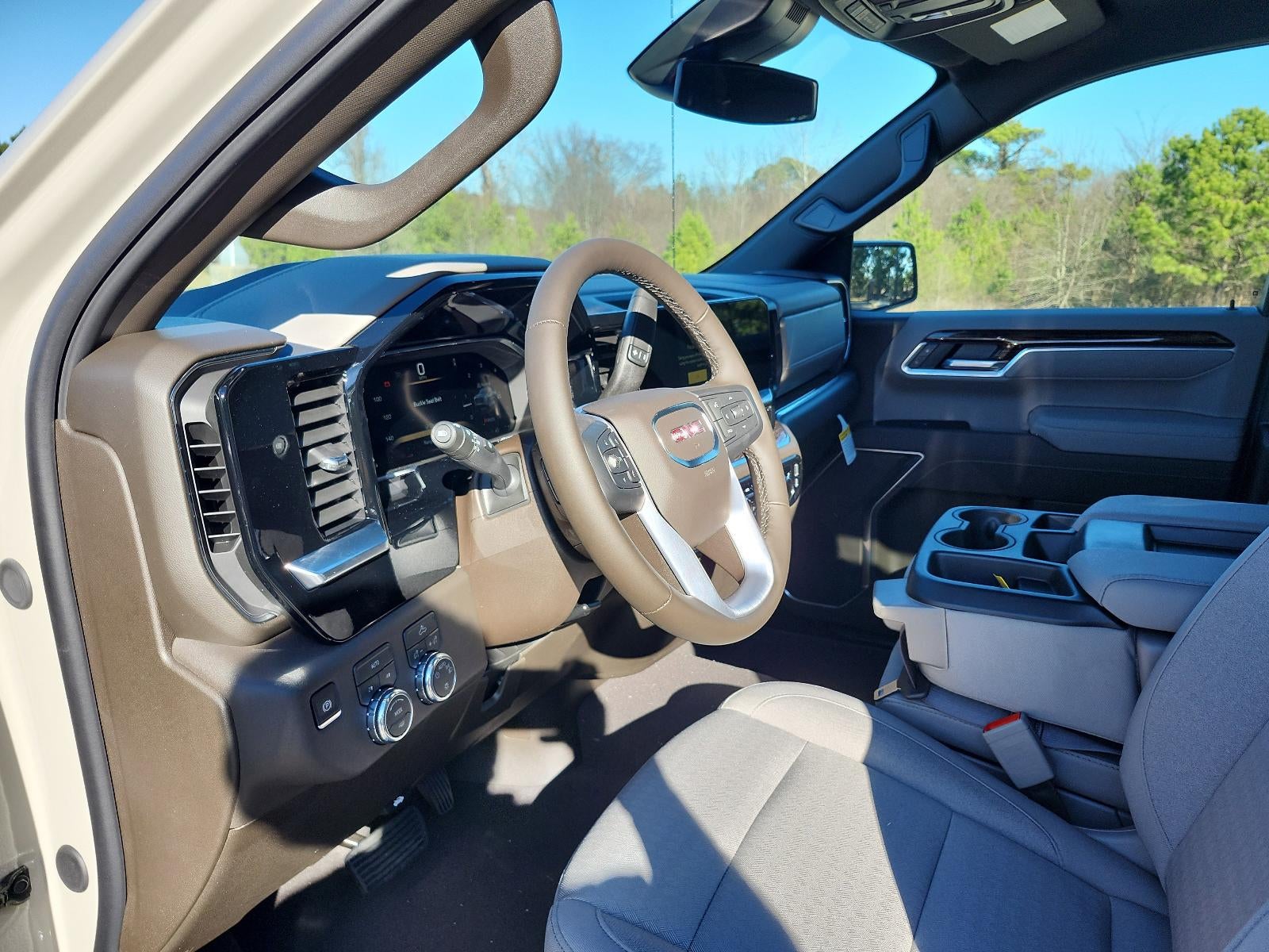 2026 GMC Sierra 1500 Crew Cab Short Box 4-Wheel Drive SLE