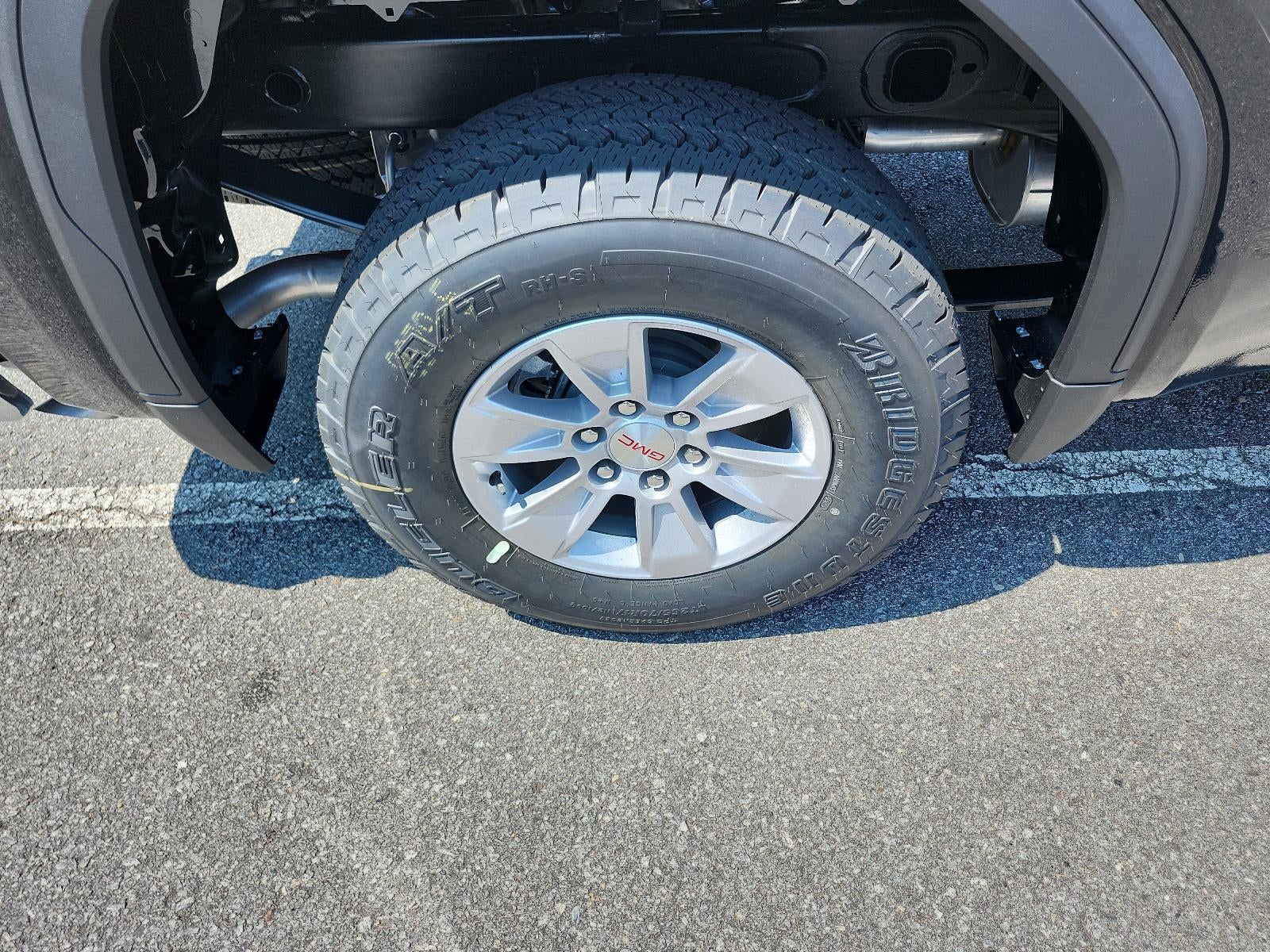 2026 GMC Sierra 1500 Crew Cab Short Box 4-Wheel Drive SLE