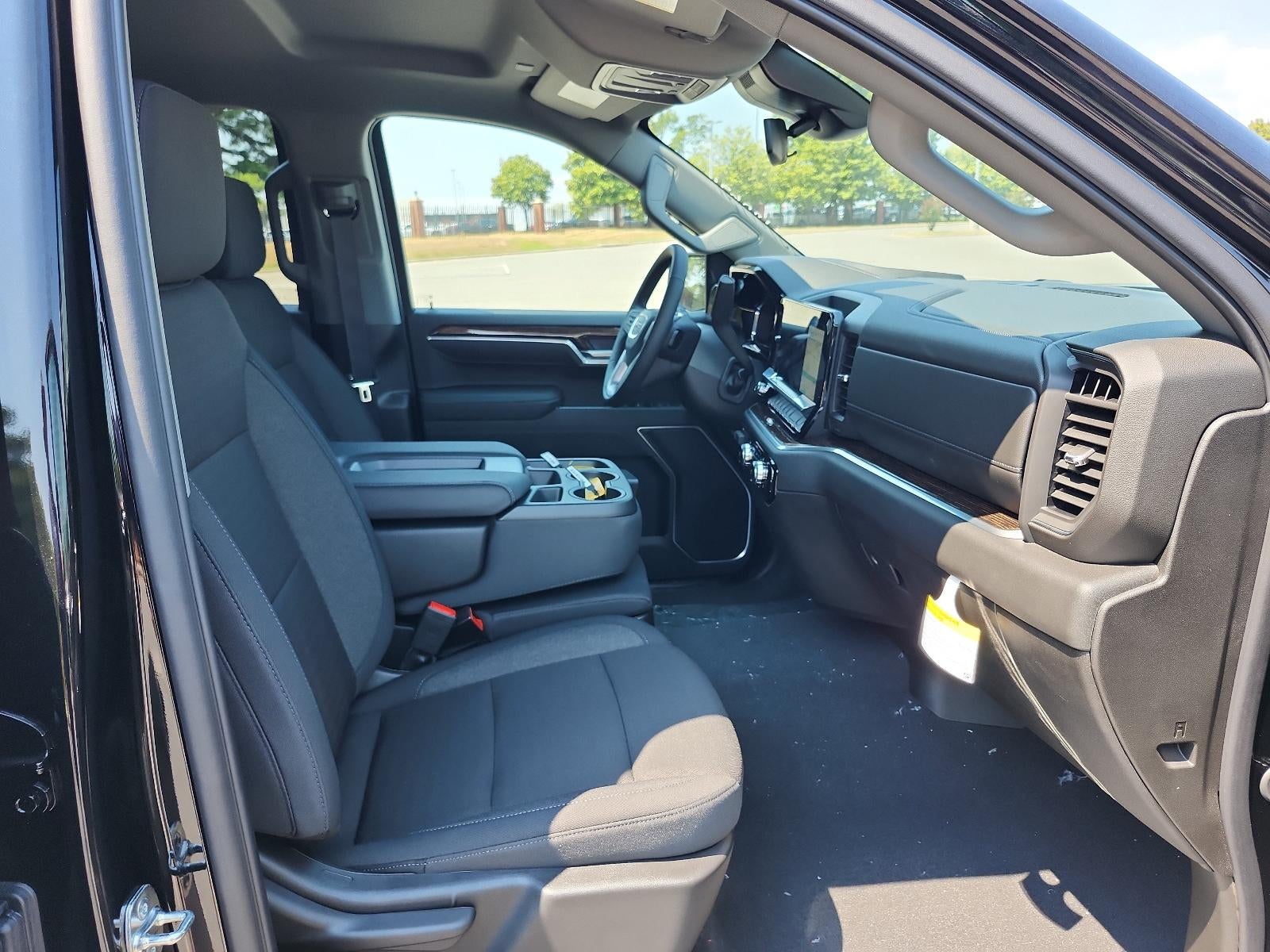 2026 GMC Sierra 1500 Crew Cab Short Box 4-Wheel Drive SLE