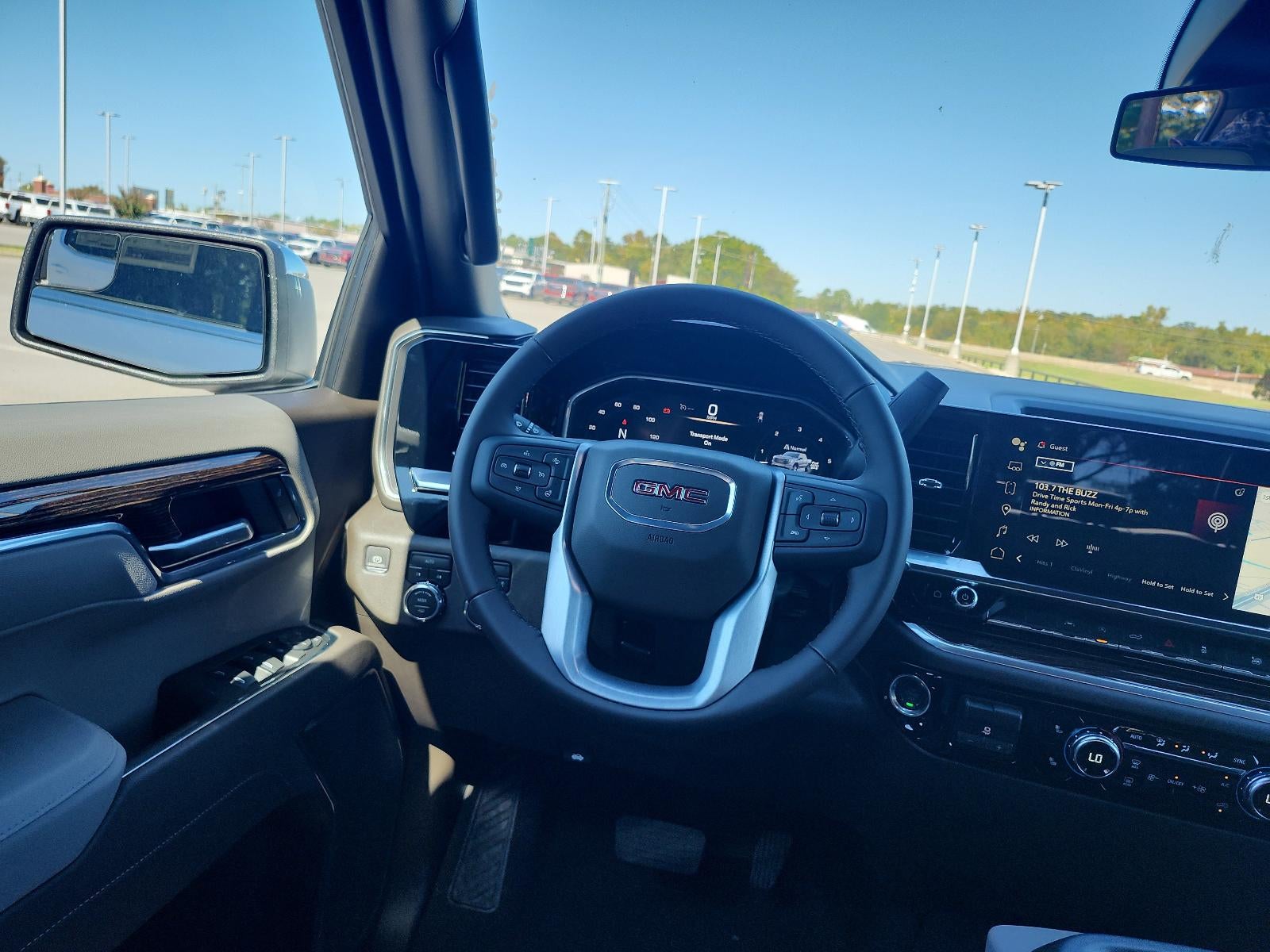 2026 GMC Sierra 1500 Crew Cab Short Box 4-Wheel Drive SLE