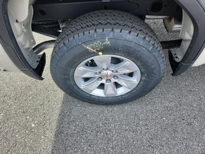 2026 GMC Sierra 1500 Crew Cab Short Box 4-Wheel Drive SLE