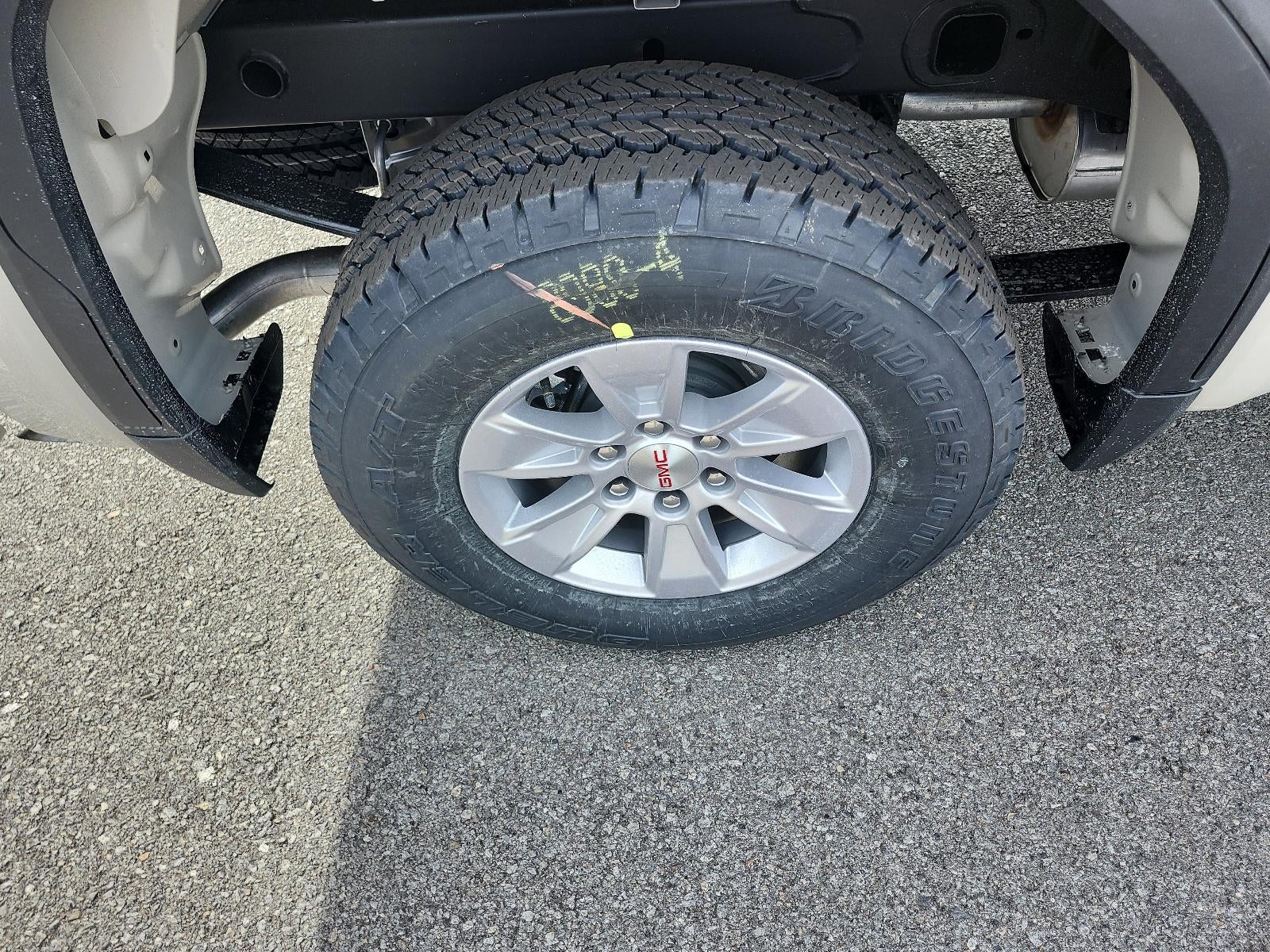 2026 GMC Sierra 1500 Crew Cab Short Box 4-Wheel Drive SLE