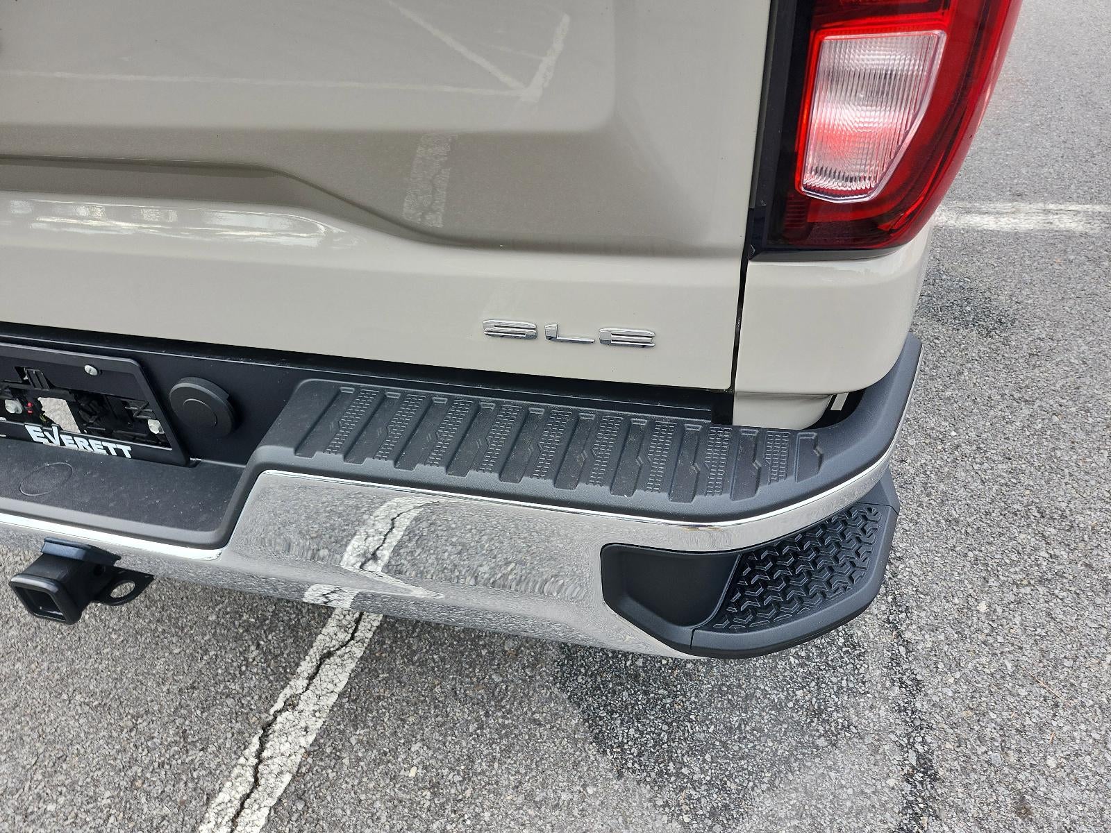 2026 GMC Sierra 1500 Crew Cab Short Box 4-Wheel Drive SLE