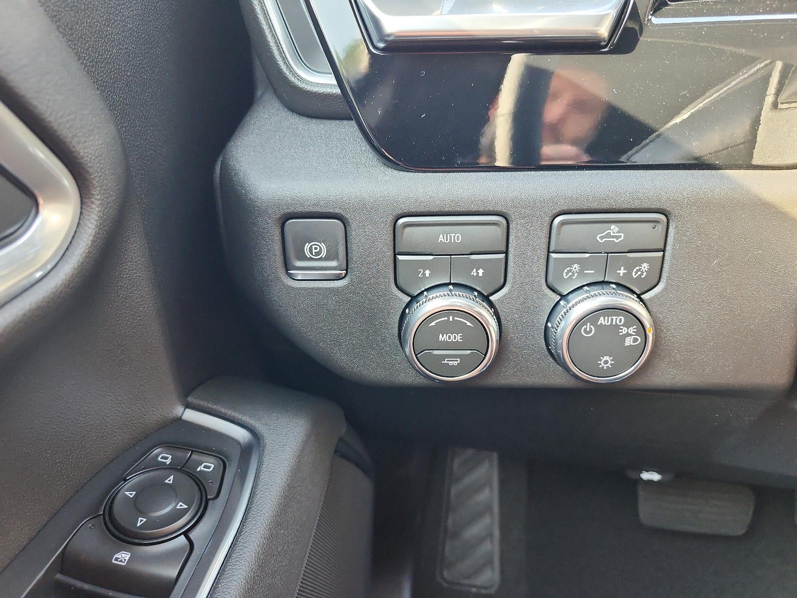 2026 GMC Sierra 1500 Crew Cab Short Box 4-Wheel Drive SLE