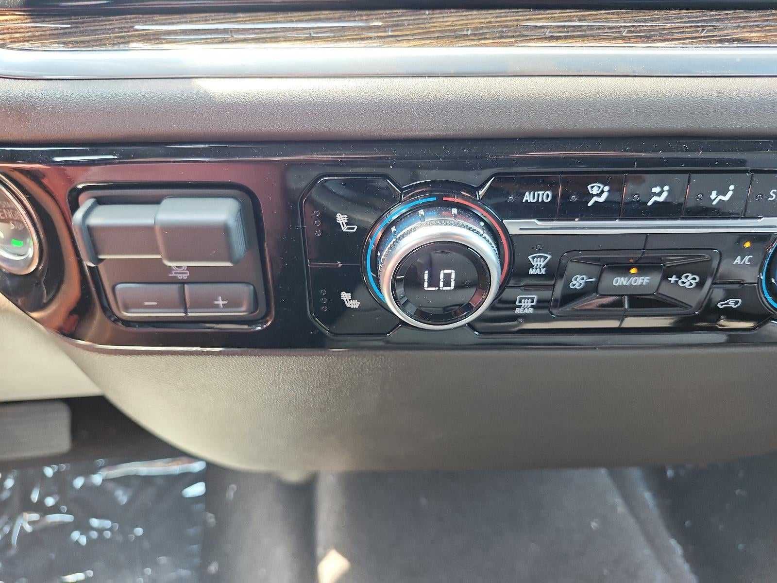 2026 GMC Sierra 1500 Crew Cab Short Box 4-Wheel Drive SLE