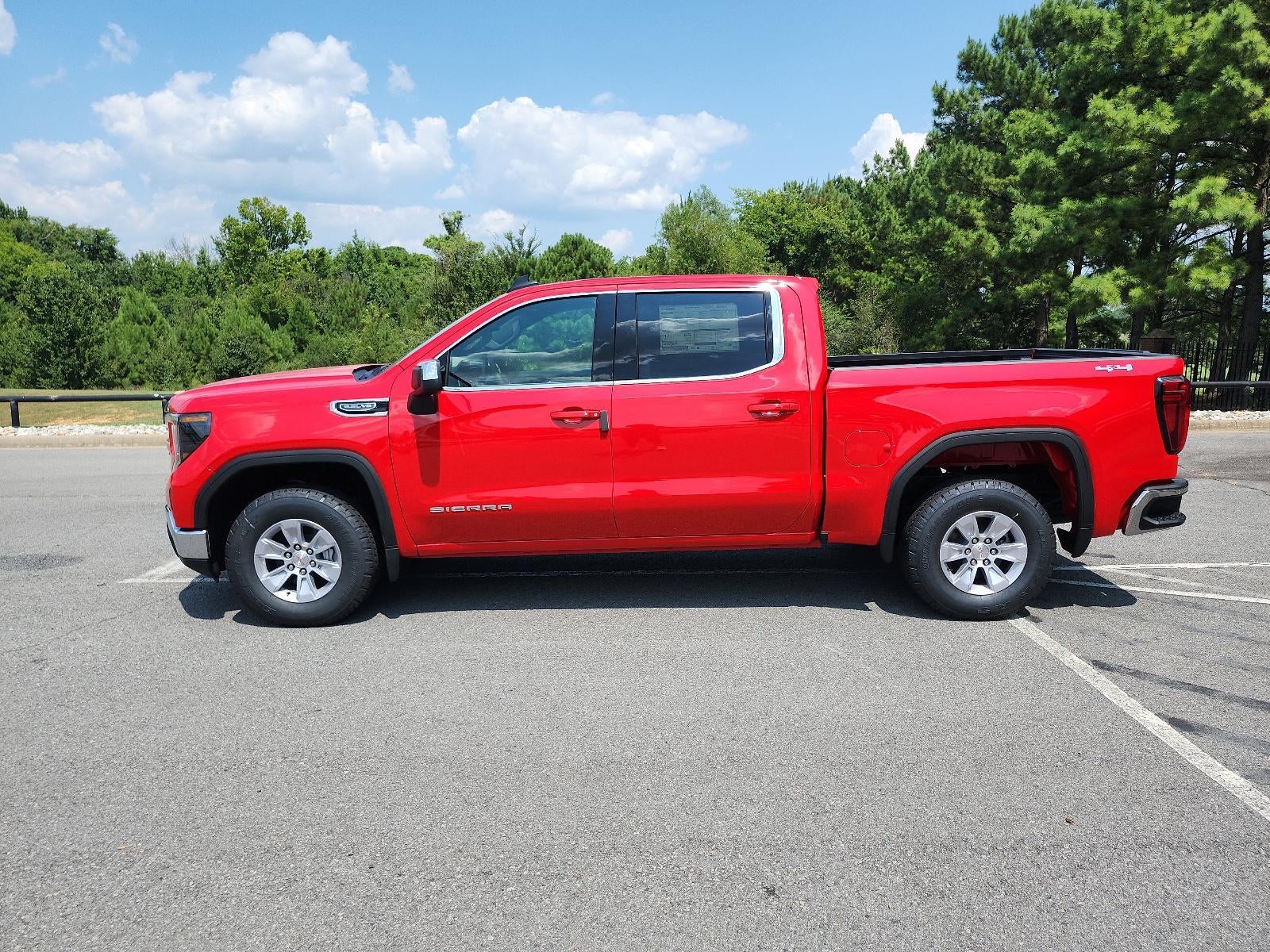 2026 GMC Sierra 1500 Crew Cab Short Box 4-Wheel Drive SLE