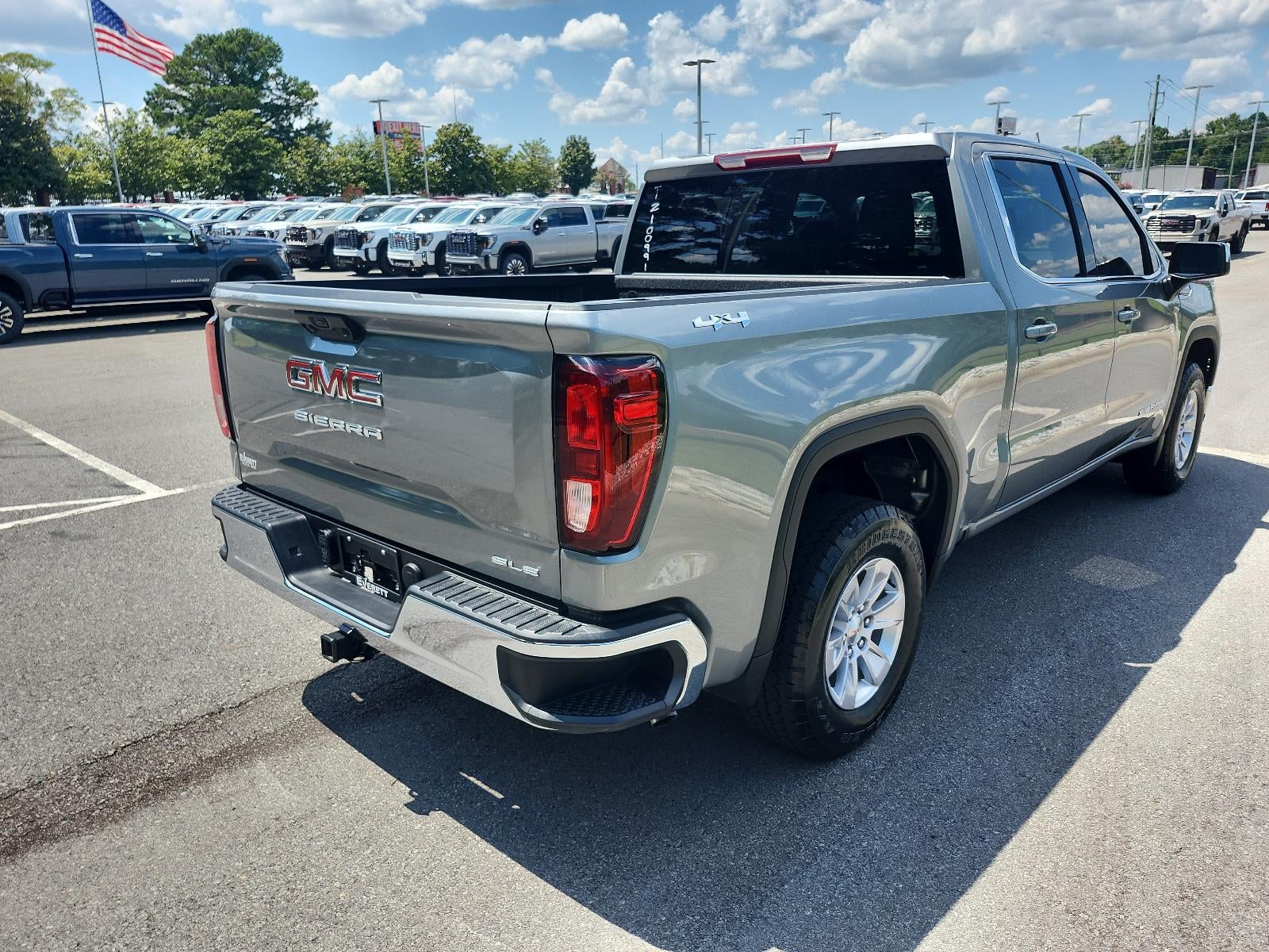 2026 GMC Sierra 1500 SLE