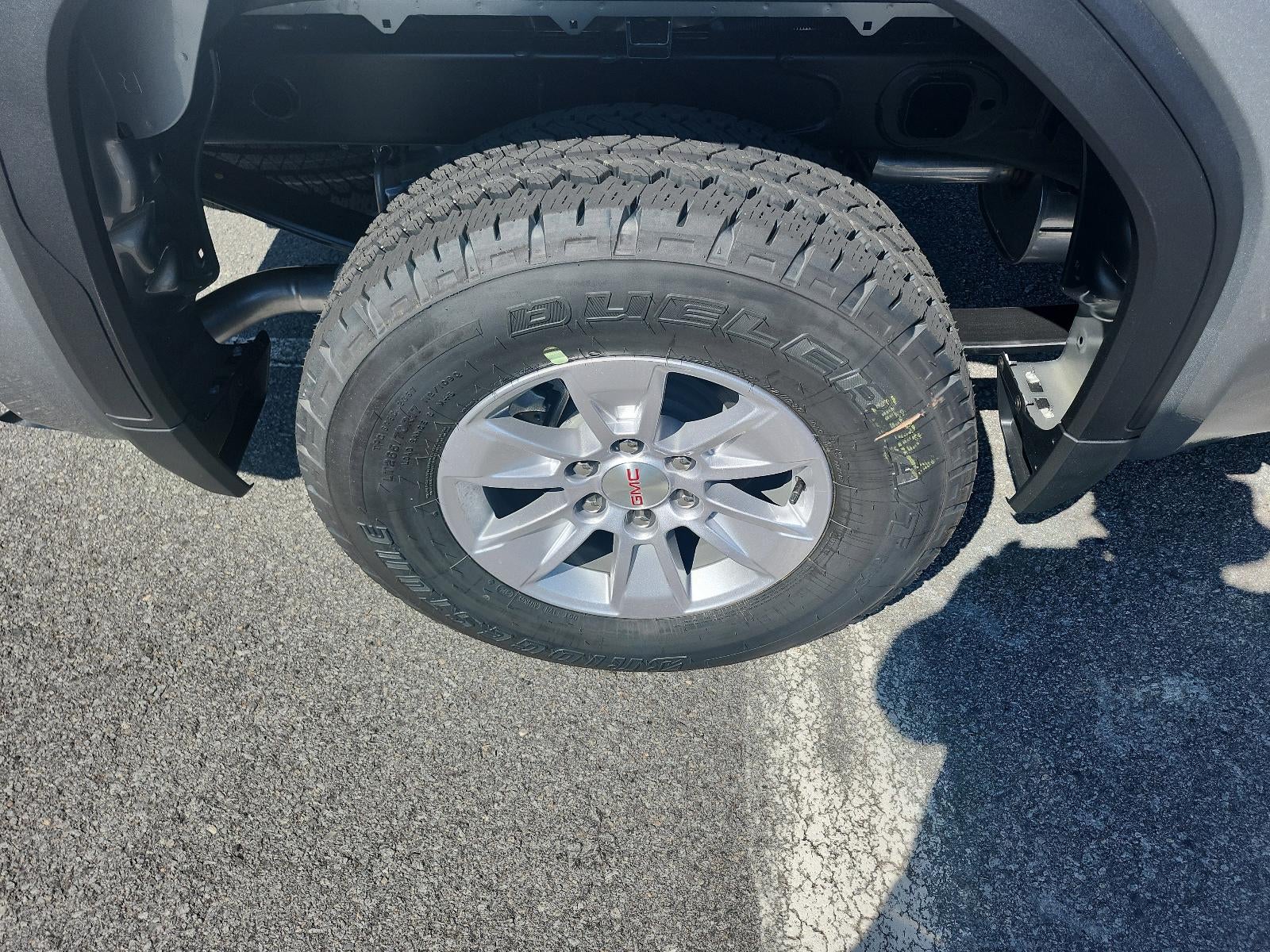 2026 GMC Sierra 1500 Crew Cab Short Box 4-Wheel Drive SLE