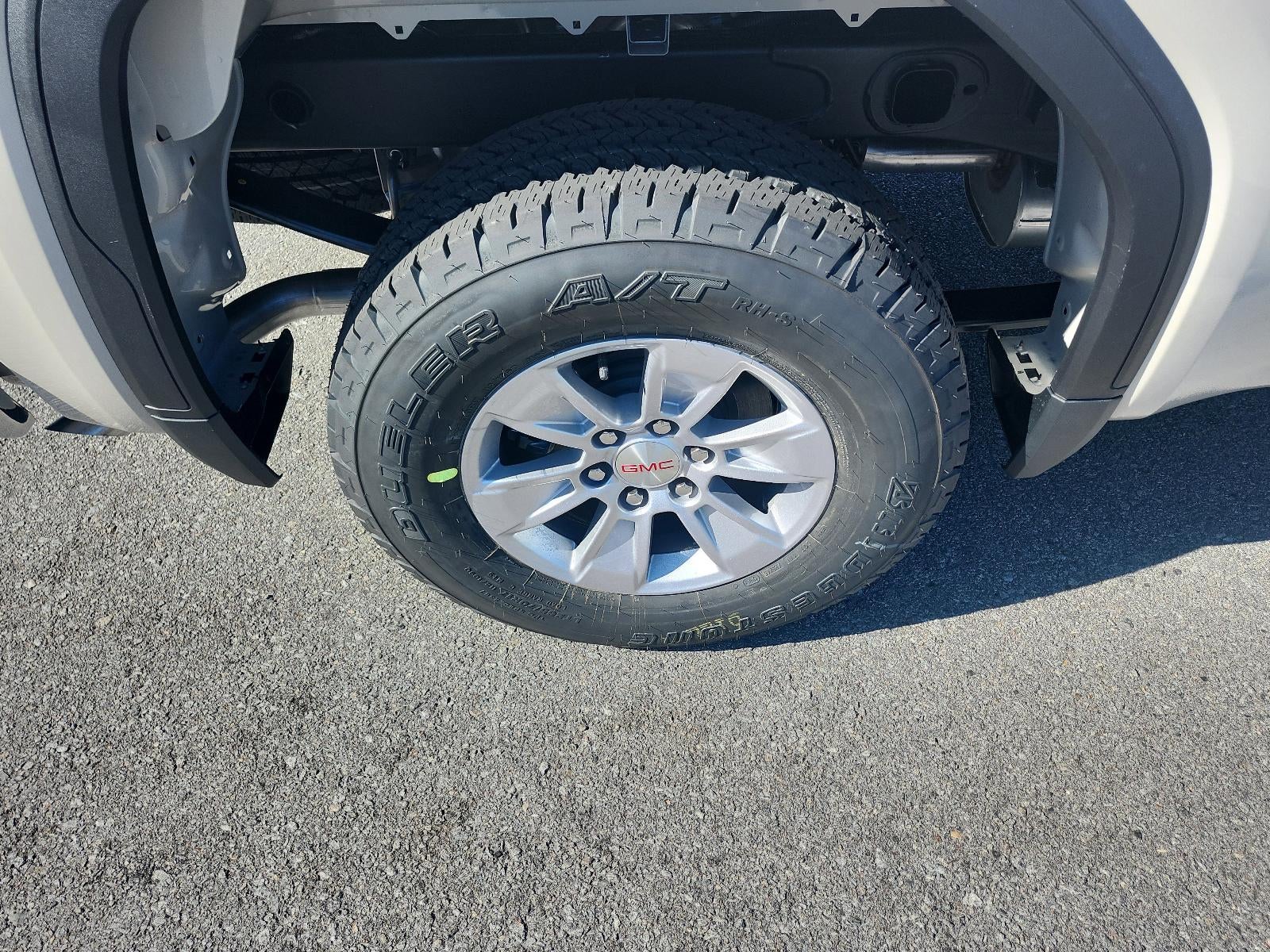 2026 GMC Sierra 1500 Crew Cab Short Box 4-Wheel Drive SLE