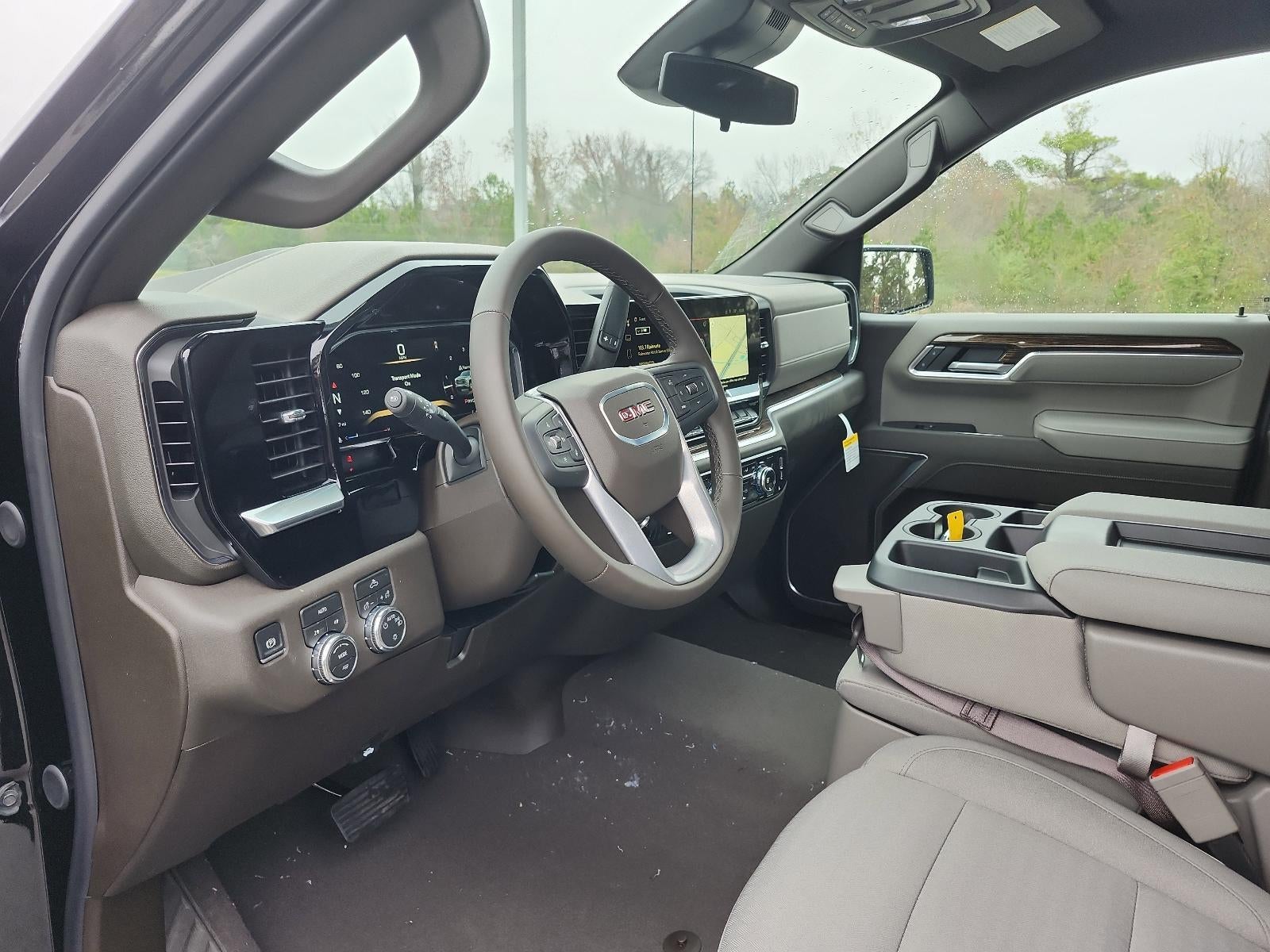 2026 GMC Sierra 1500 Crew Cab Short Box 4-Wheel Drive SLE