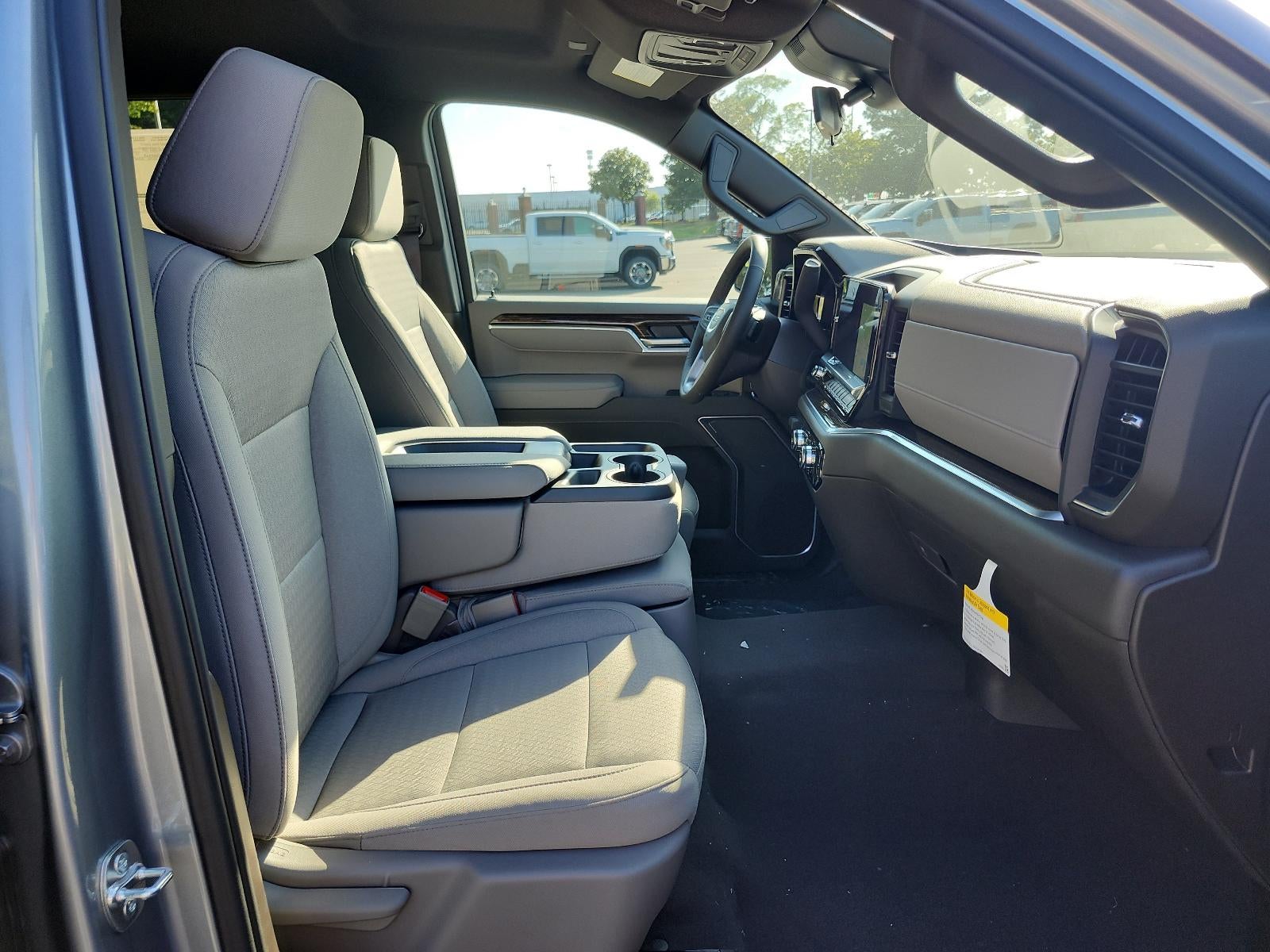 2026 GMC Sierra 1500 Crew Cab Short Box 4-Wheel Drive SLE