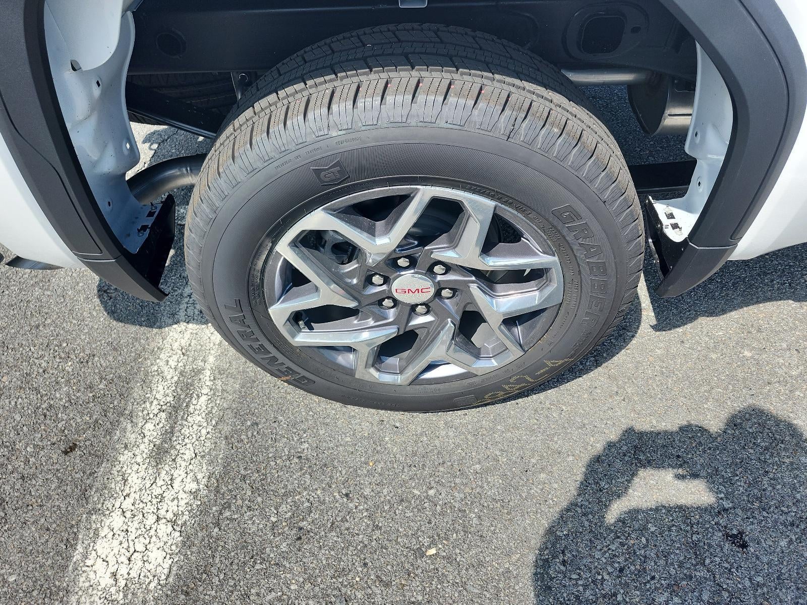 2026 GMC Sierra 1500 Crew Cab Short Box 4-Wheel Drive SLE