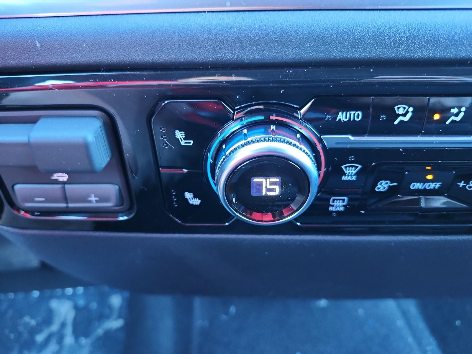 2026 GMC Sierra 1500 Crew Cab Short Box 4-Wheel Drive SLE