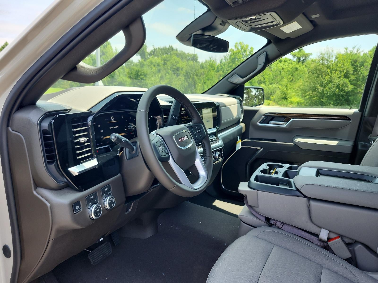 2026 GMC Sierra 1500 Crew Cab Short Box 4-Wheel Drive SLE