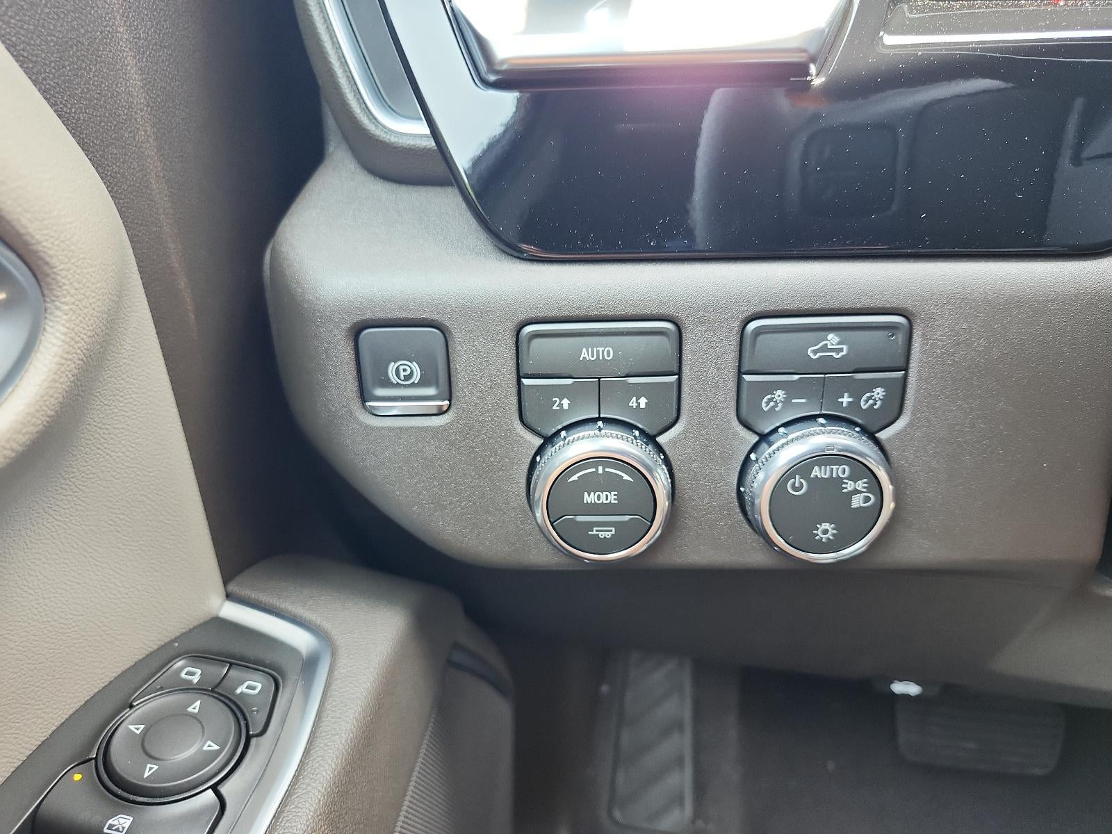 2026 GMC Sierra 1500 Crew Cab Short Box 4-Wheel Drive SLE