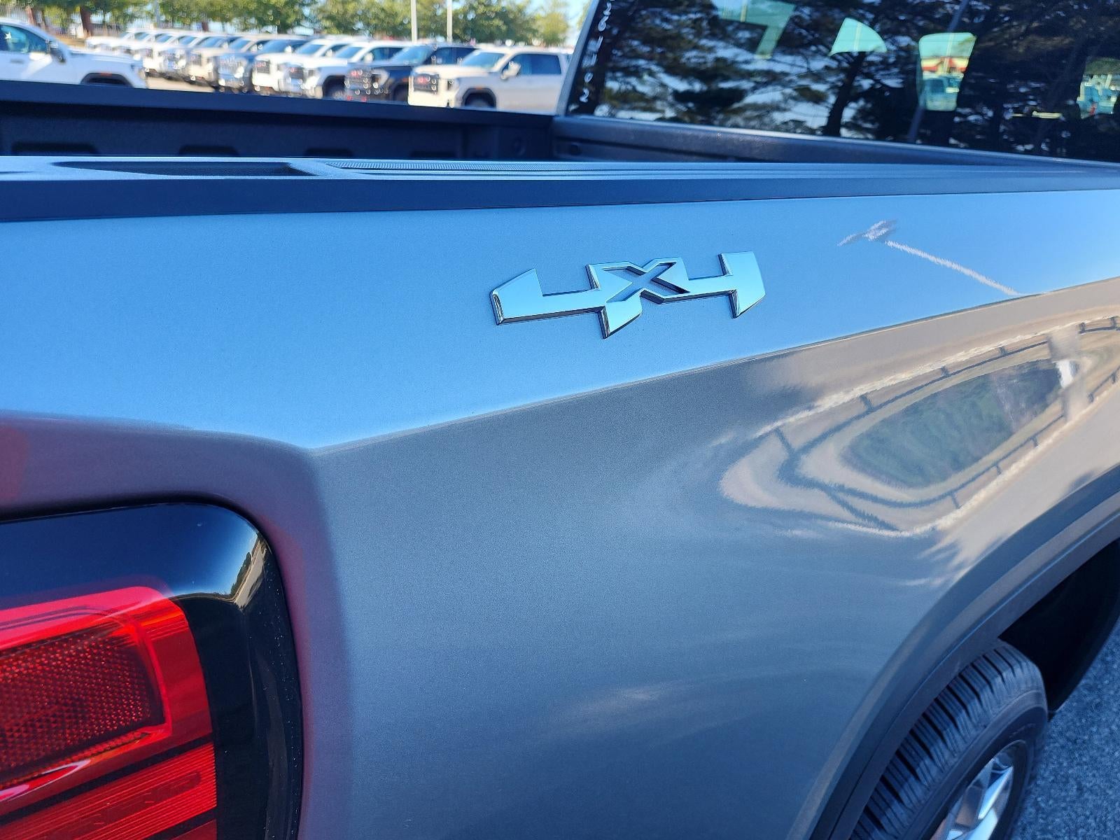 2026 GMC Sierra 1500 Crew Cab Short Box 4-Wheel Drive SLE