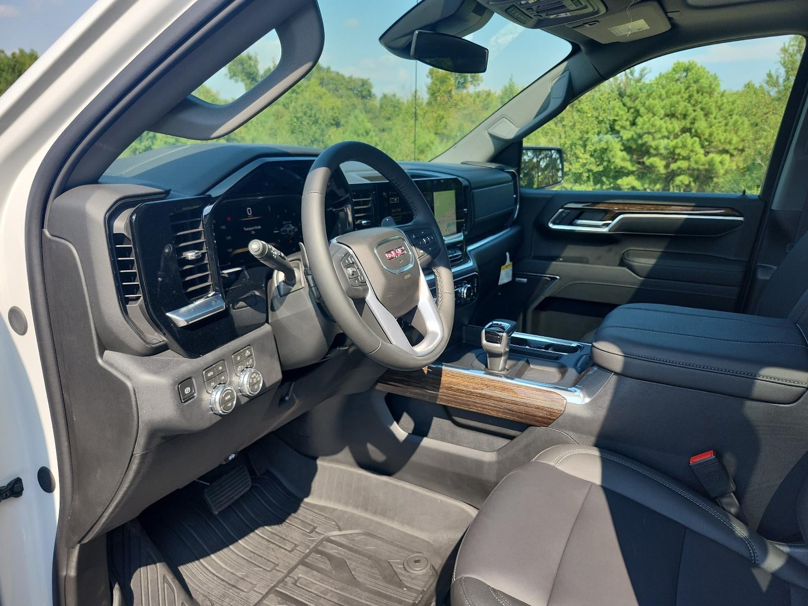 2026 GMC Sierra 1500 Crew Cab Short Box 4-Wheel Drive Elevation 3SB
