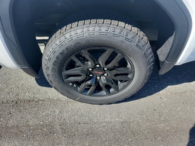 2026 GMC Sierra 1500 Crew Cab Short Box 4-Wheel Drive Elevation 3SB