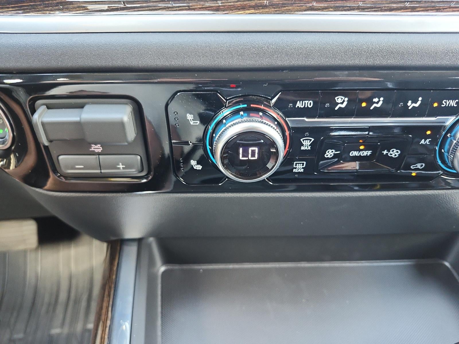 2026 GMC Sierra 1500 Crew Cab Short Box 4-Wheel Drive Elevation 3SB