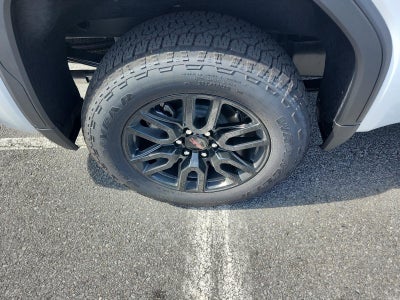 2026 GMC Sierra 1500 Crew Cab Short Box 4-Wheel Drive Elevation 3SB