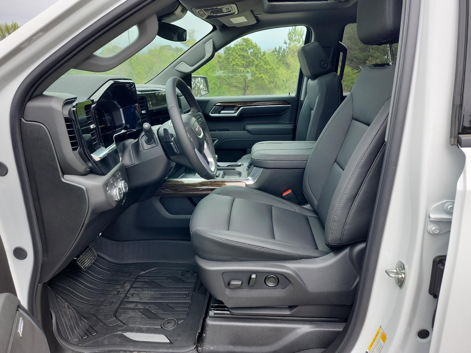 2026 GMC Sierra 1500 Crew Cab Short Box 4-Wheel Drive Elevation 3SB