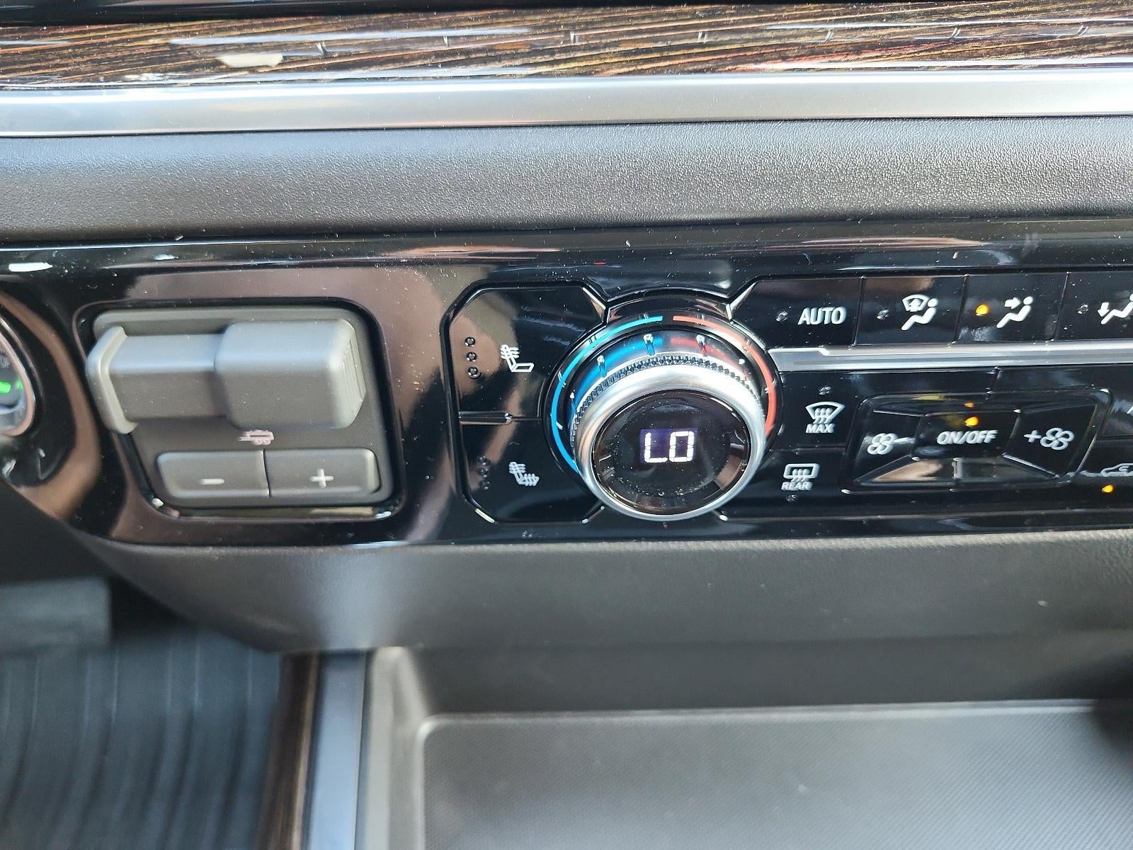 2026 GMC Sierra 1500 Crew Cab Short Box 4-Wheel Drive Elevation 3SB