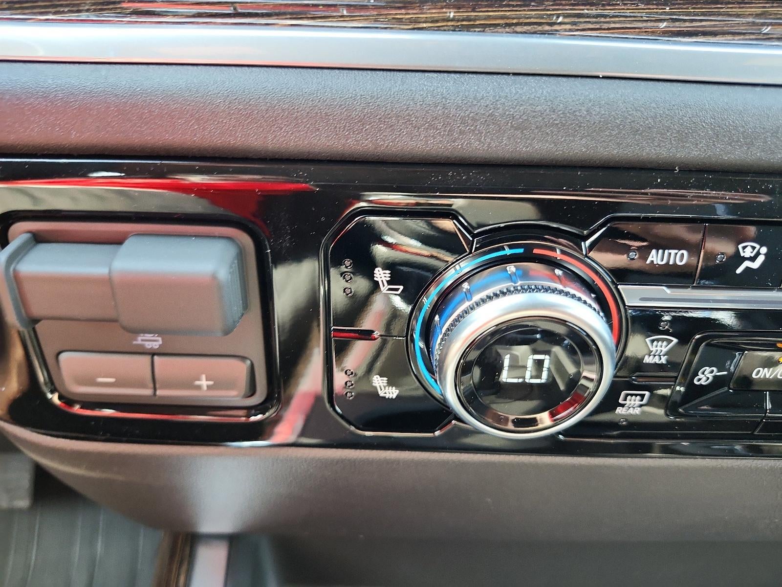 2026 GMC Sierra 1500 Crew Cab Short Box 4-Wheel Drive Elevation 3SB