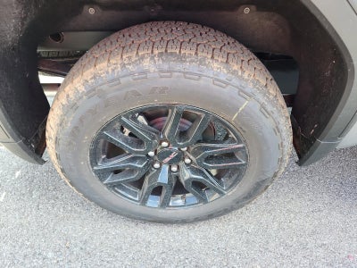 2026 GMC Sierra 1500 Crew Cab Short Box 4-Wheel Drive Elevation 3SB