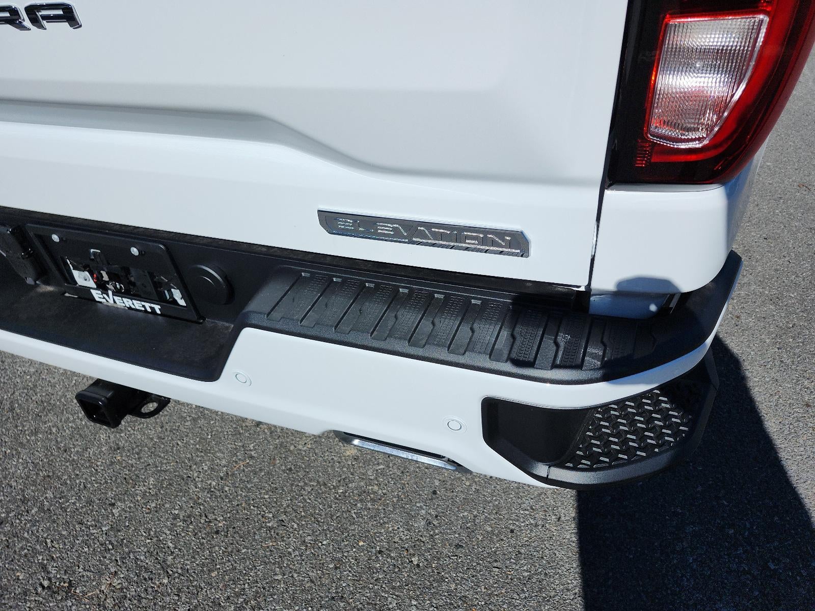 2026 GMC Sierra 1500 Crew Cab Short Box 4-Wheel Drive Elevation 3SB