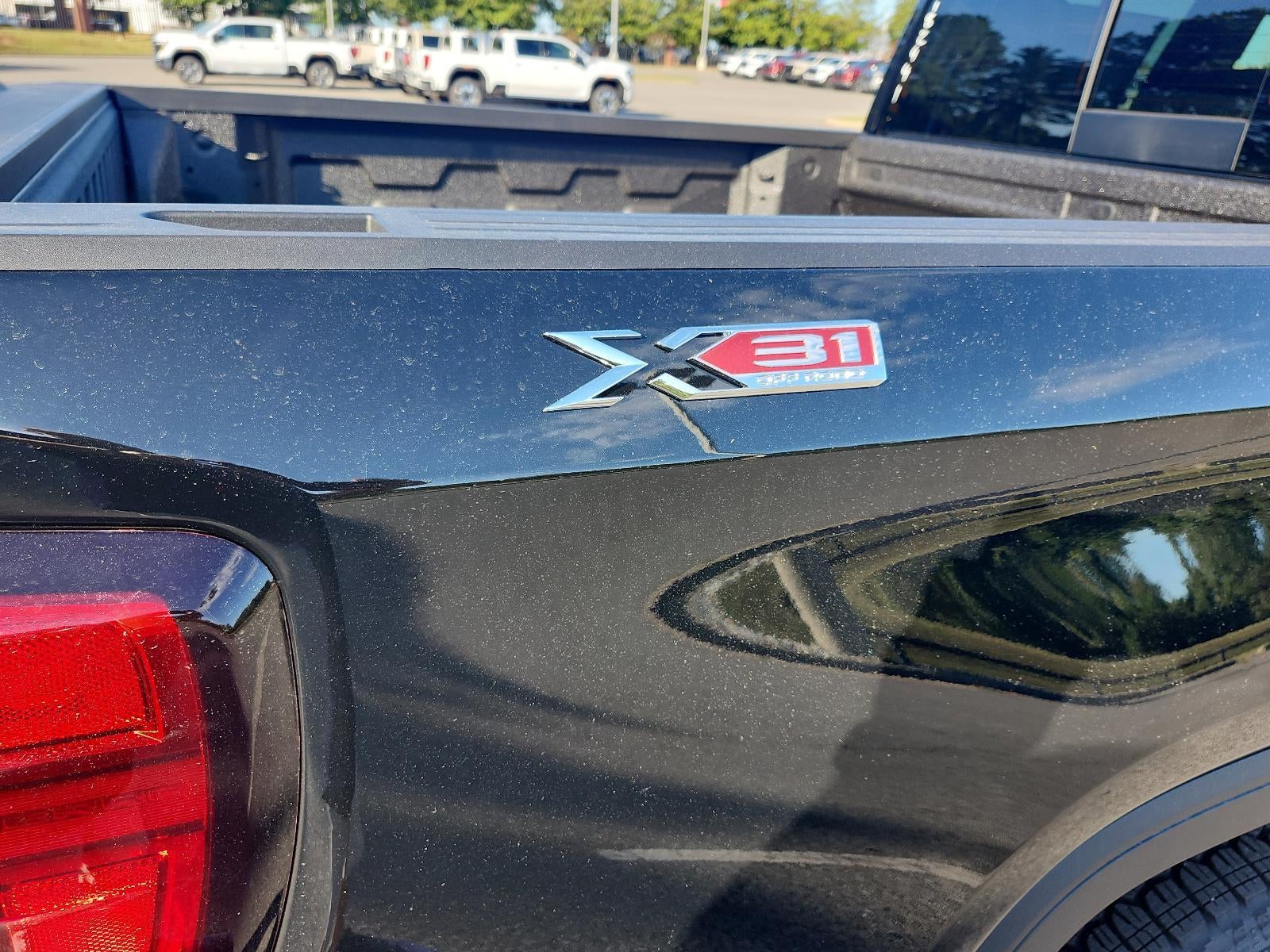 2026 GMC Sierra 1500 Crew Cab Short Box 4-Wheel Drive Elevation 3SB