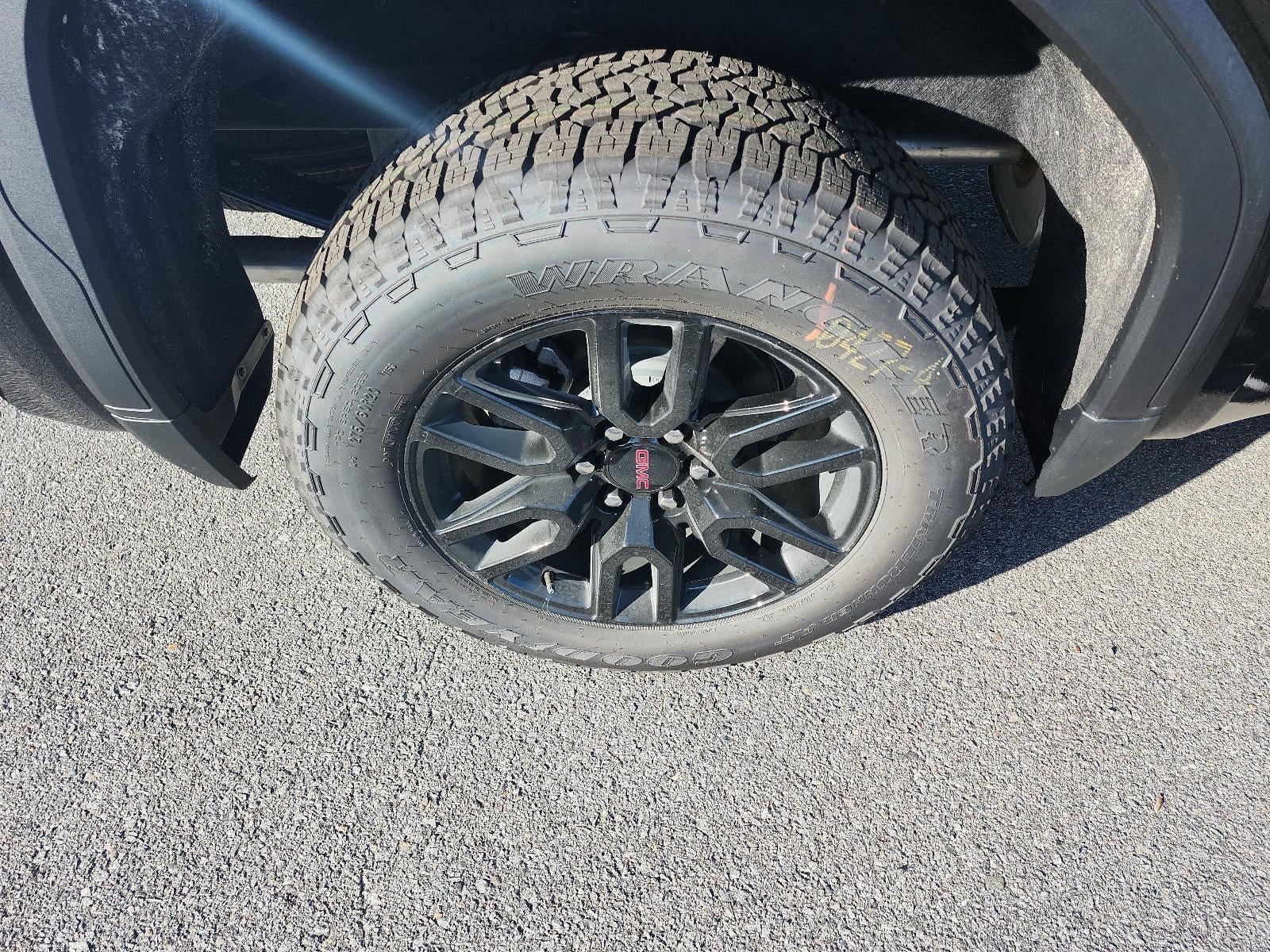 2026 GMC Sierra 1500 Crew Cab Short Box 4-Wheel Drive Elevation 3SB