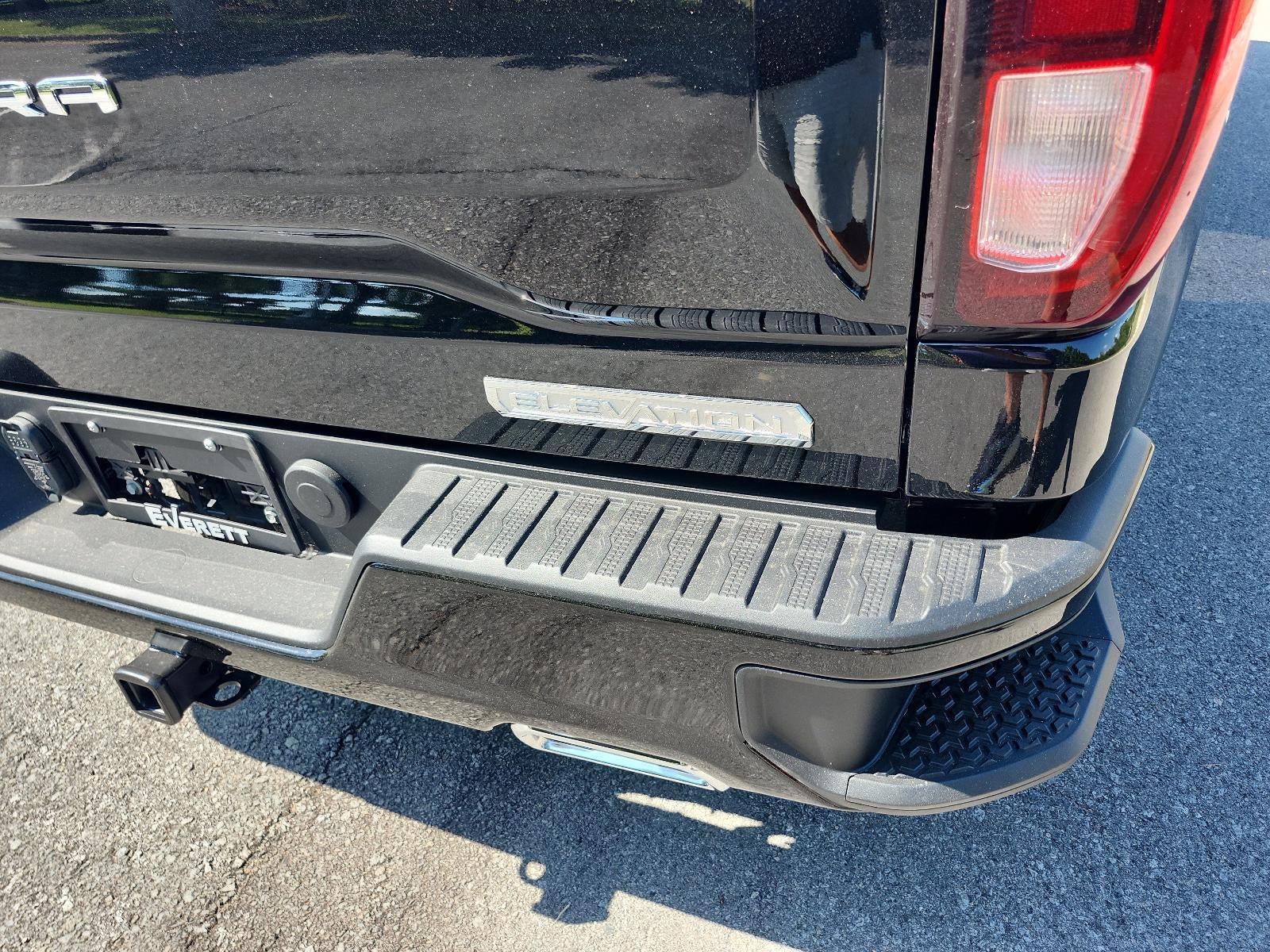 2026 GMC Sierra 1500 Crew Cab Short Box 4-Wheel Drive Elevation 3SB