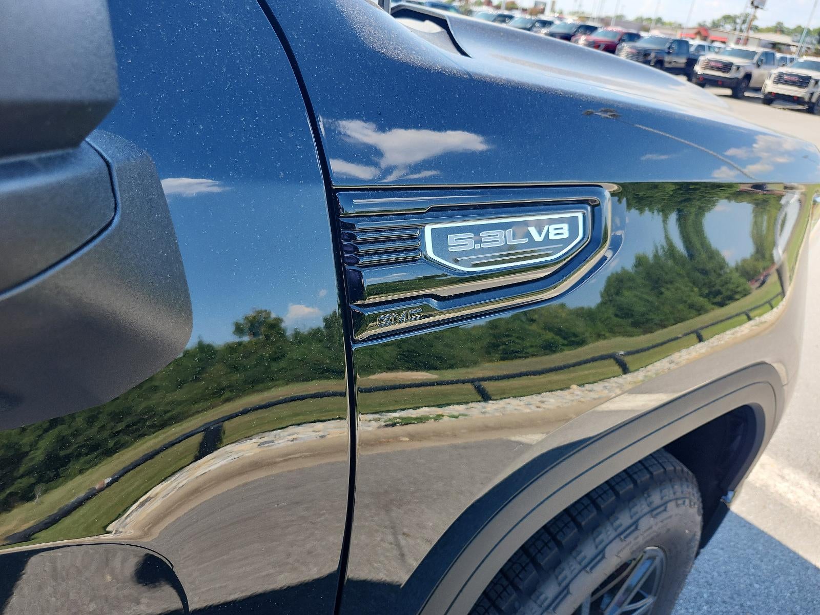 2026 GMC Sierra 1500 Crew Cab Short Box 4-Wheel Drive Elevation 3SB
