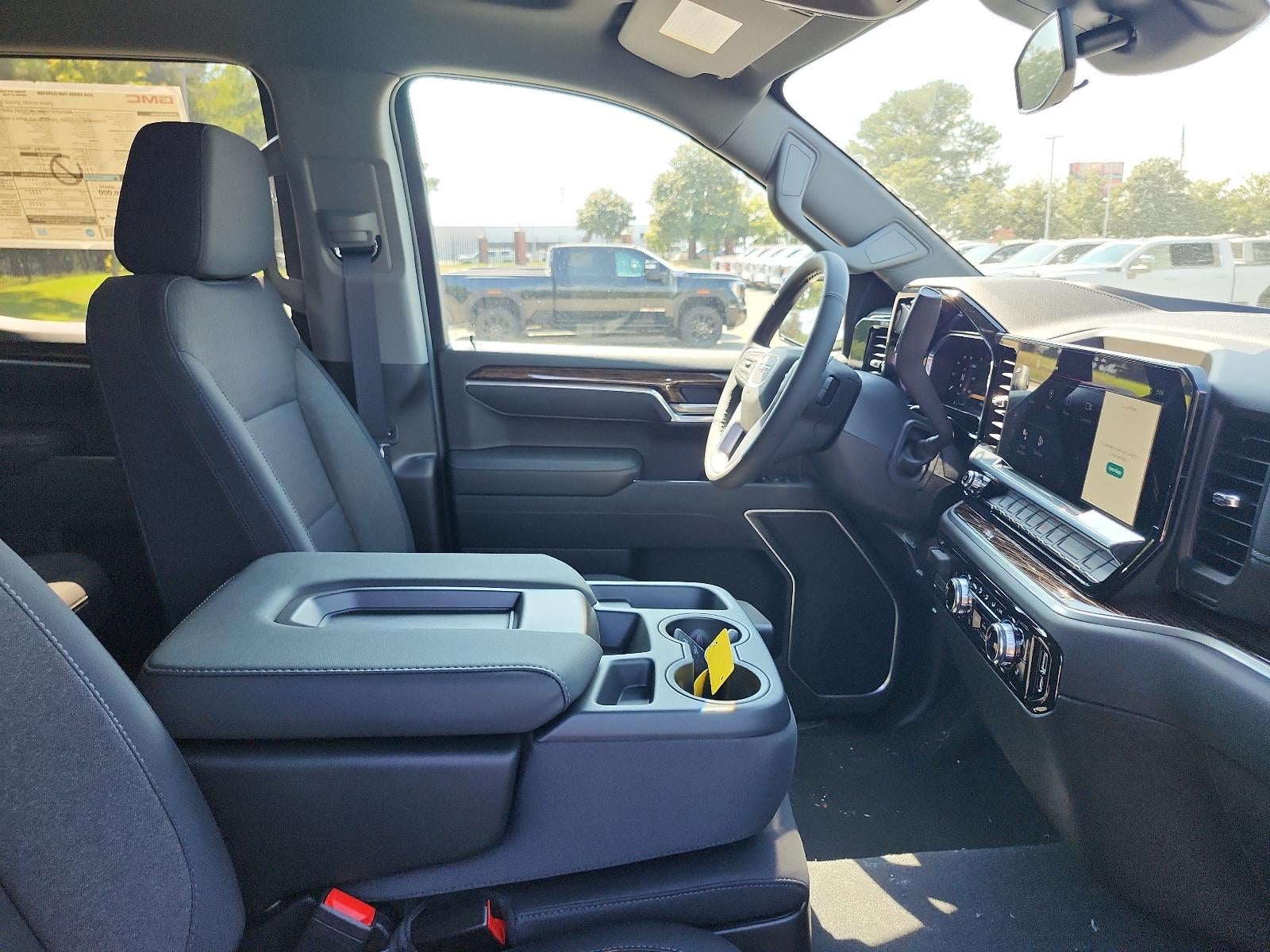 2026 GMC Sierra 1500 Crew Cab Short Box 4-Wheel Drive Elevation 3SB