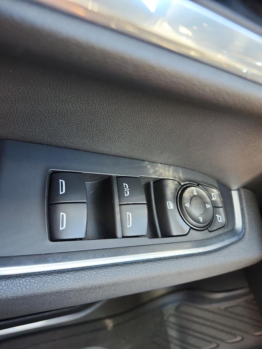 2026 GMC Sierra 1500 Crew Cab Short Box 4-Wheel Drive Elevation 3SB