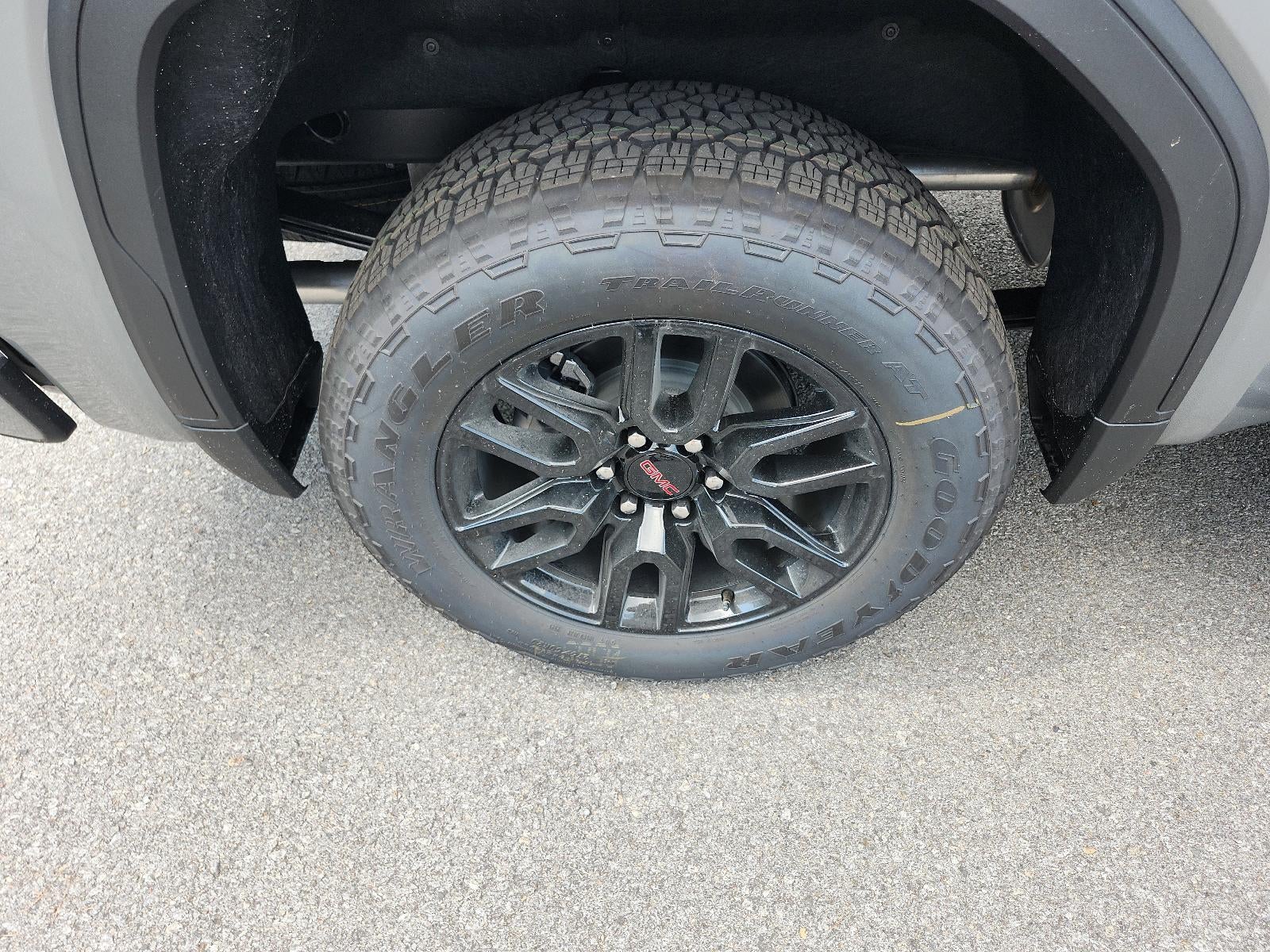 2026 GMC Sierra 1500 Crew Cab Short Box 4-Wheel Drive Elevation 3SB