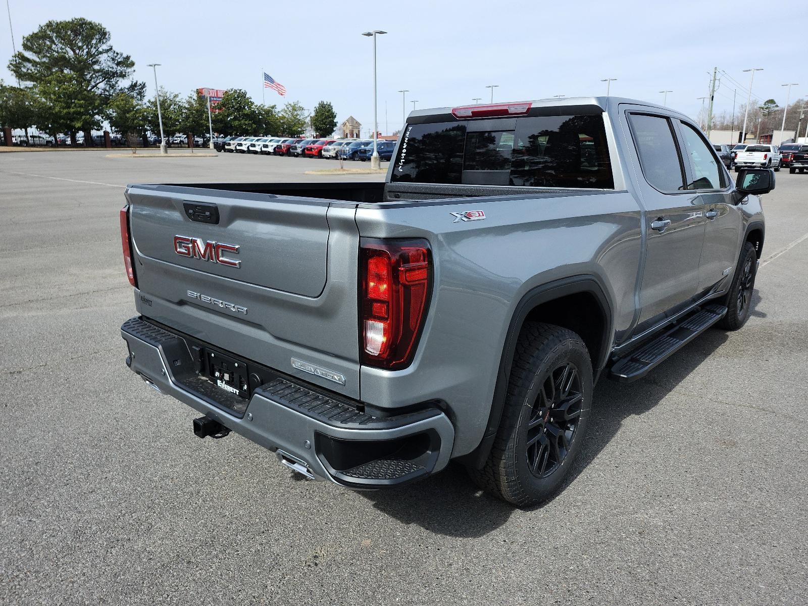 2026 GMC Sierra 1500 Crew Cab Short Box 4-Wheel Drive Elevation 3SB