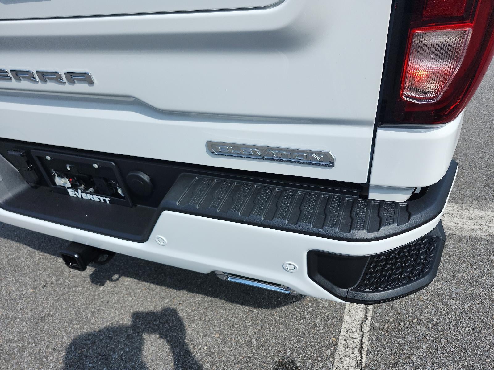 2026 GMC Sierra 1500 Crew Cab Short Box 4-Wheel Drive Elevation 3SB