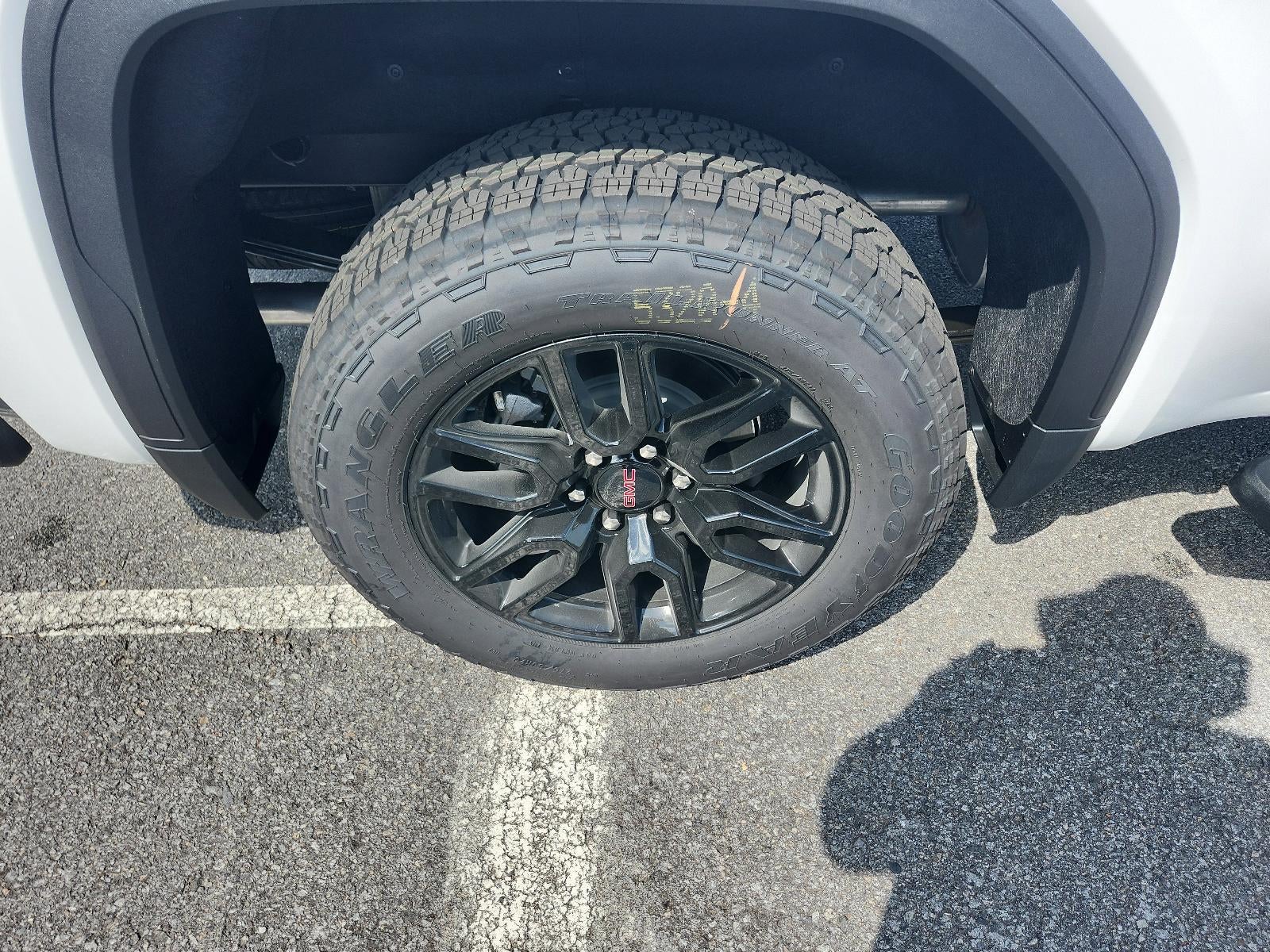 2026 GMC Sierra 1500 Crew Cab Short Box 4-Wheel Drive Elevation 3SB