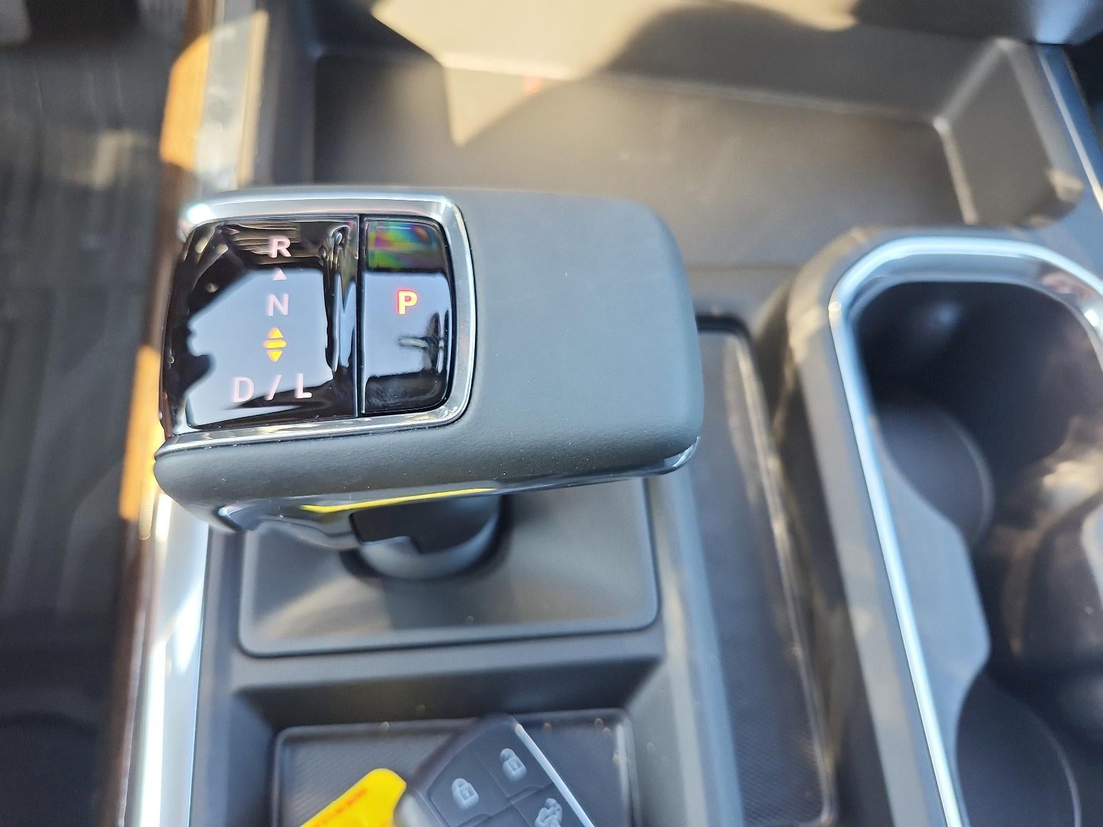 2026 GMC Sierra 1500 Crew Cab Short Box 4-Wheel Drive Elevation 3SB